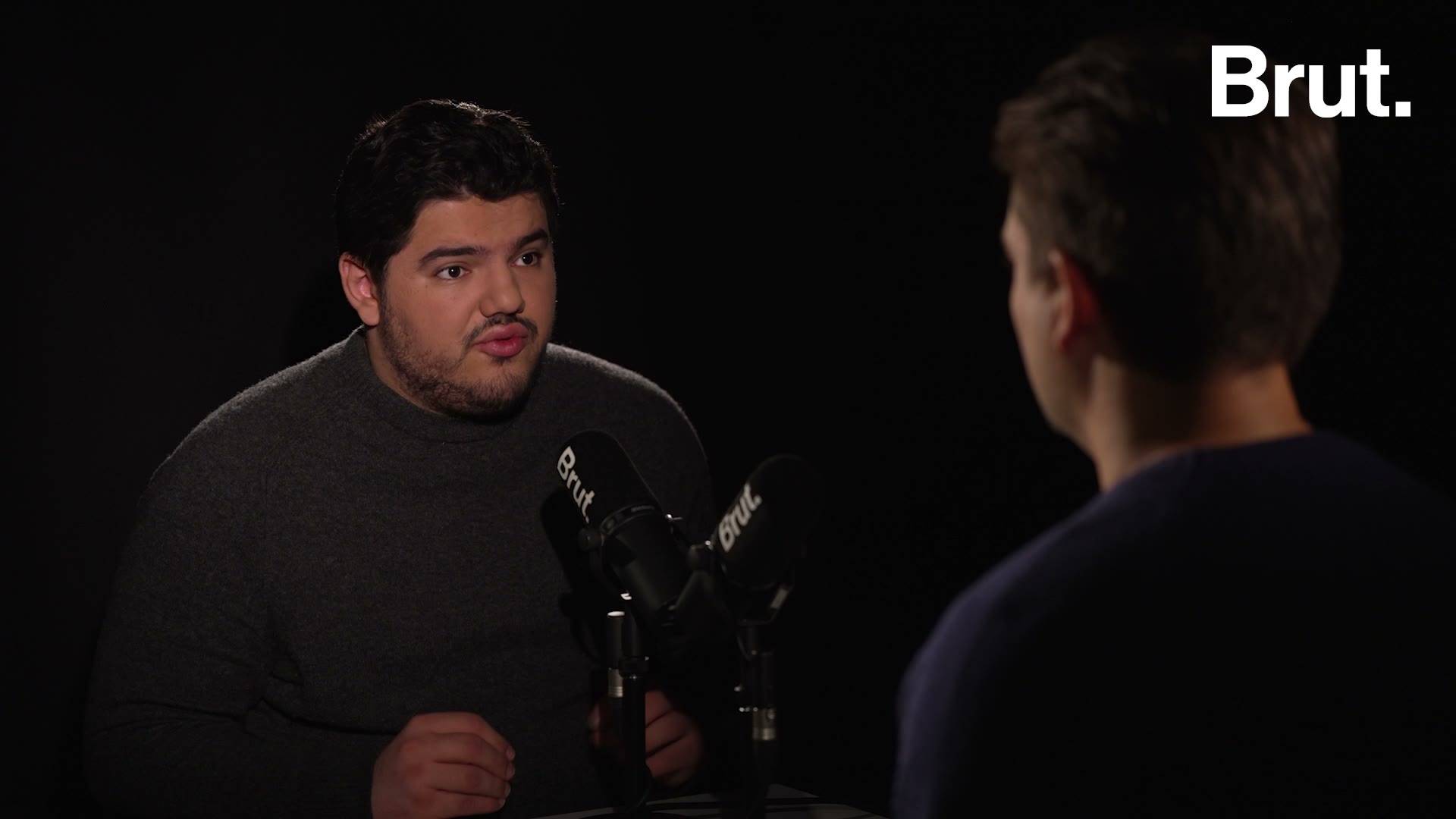 Le quotidien d’Amine Kessaci, sous protection policière depuis l’assassinat de son frère