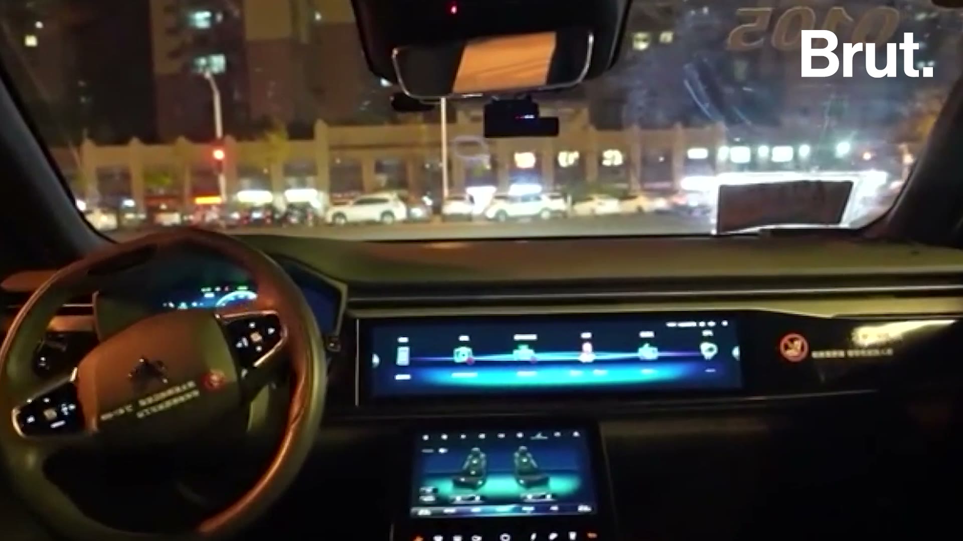 les-robots-taxis-debarquent-on-fait-le-vrai-bilan