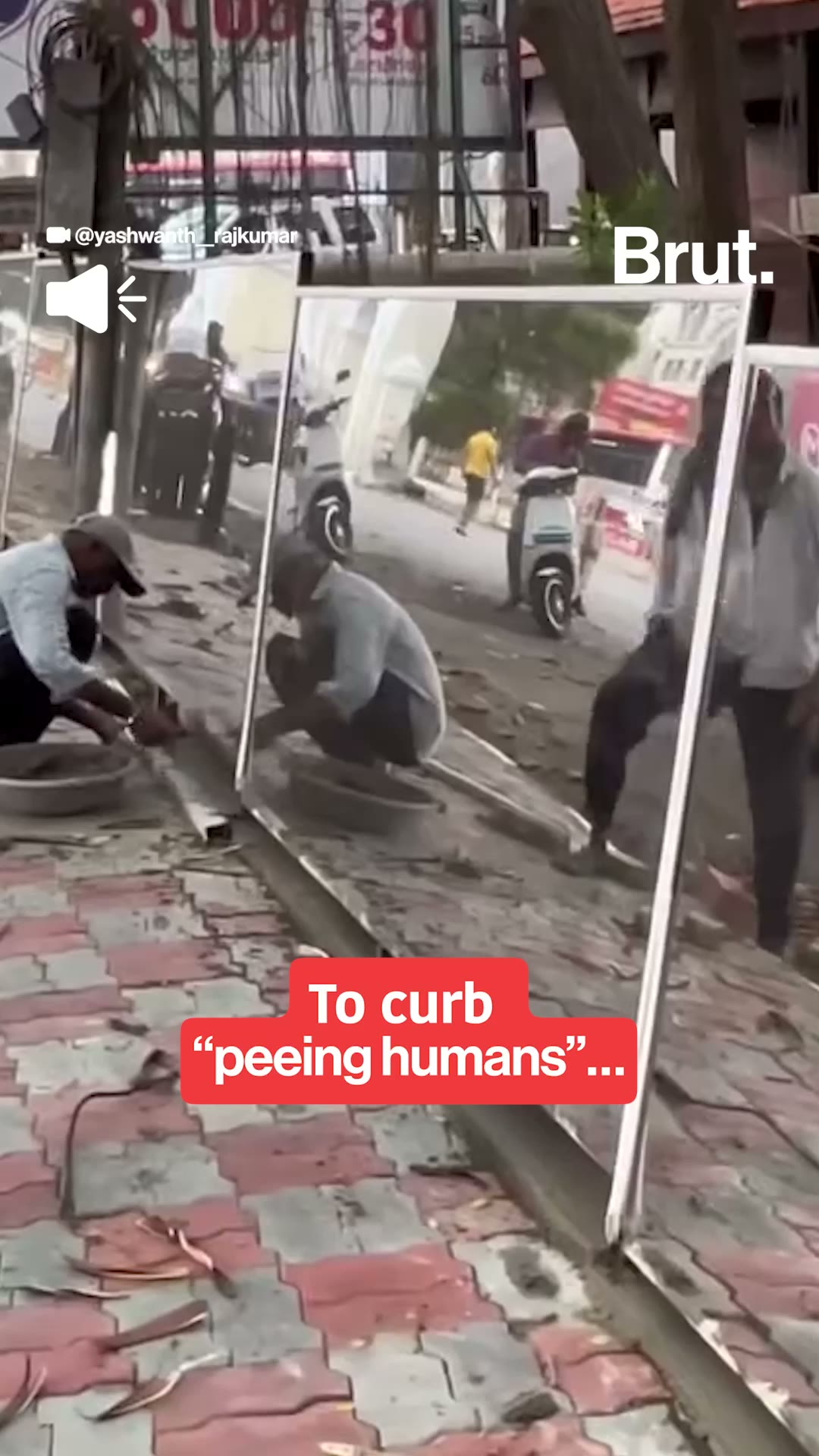 mirrors-installed-to-curb-public-urination-in-mysuru