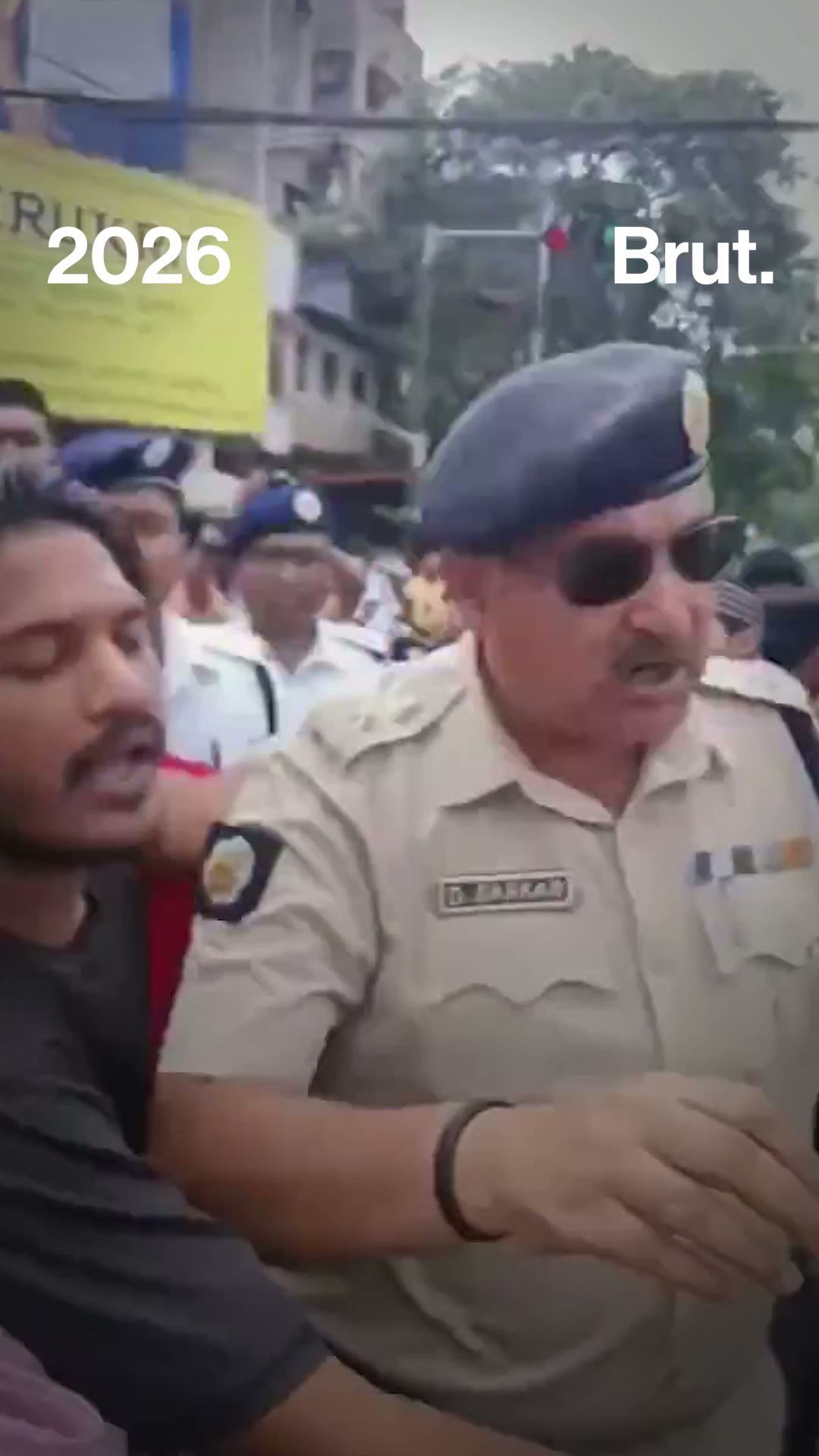 Ban on roadside Namaz sparks heated standoff in Kolkata