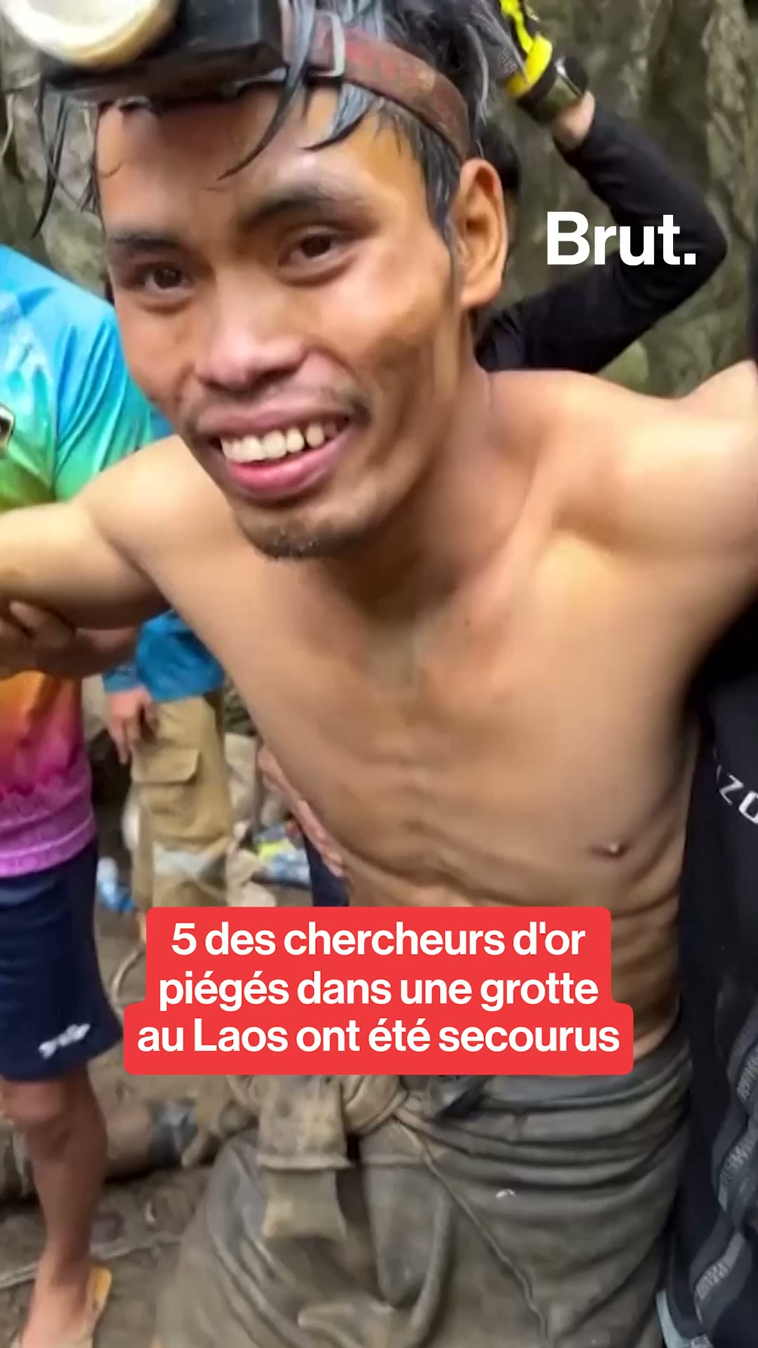 5 des chercheurs d'or piégés dans une grotte au Laos ont été secourus