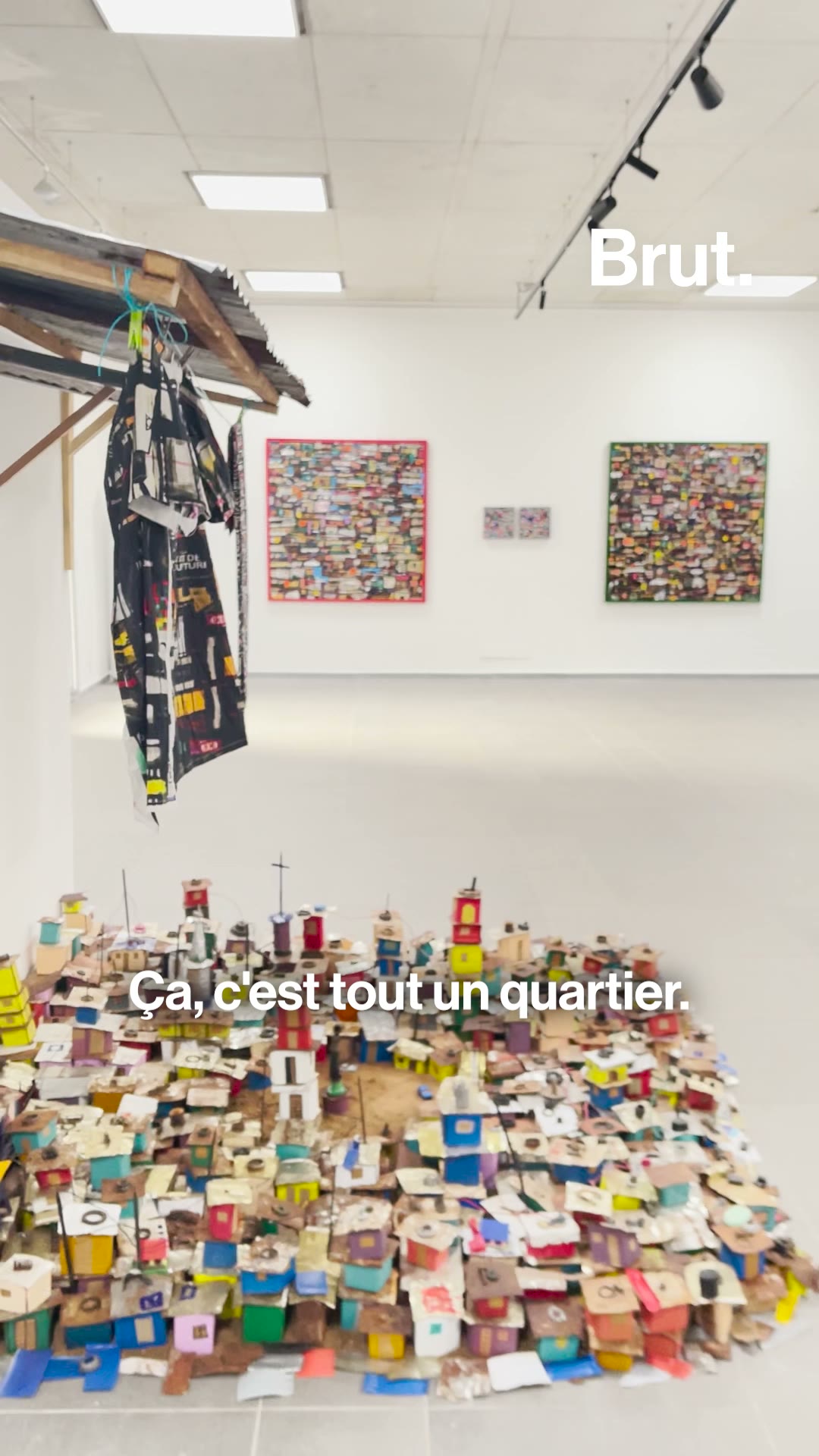 il-rend-hommage-aux-quartiers-precaires-d-abidjan