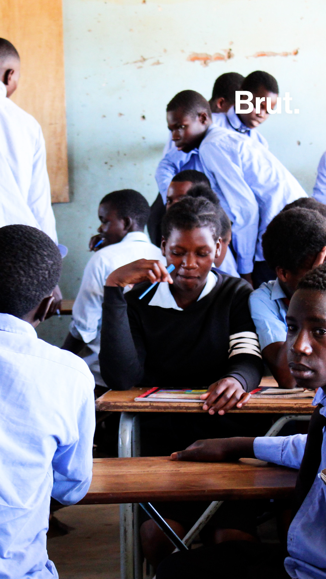 🇨🇲 Cameroun : des épreuves du bac anglophone reportées après une fuite des sujets.