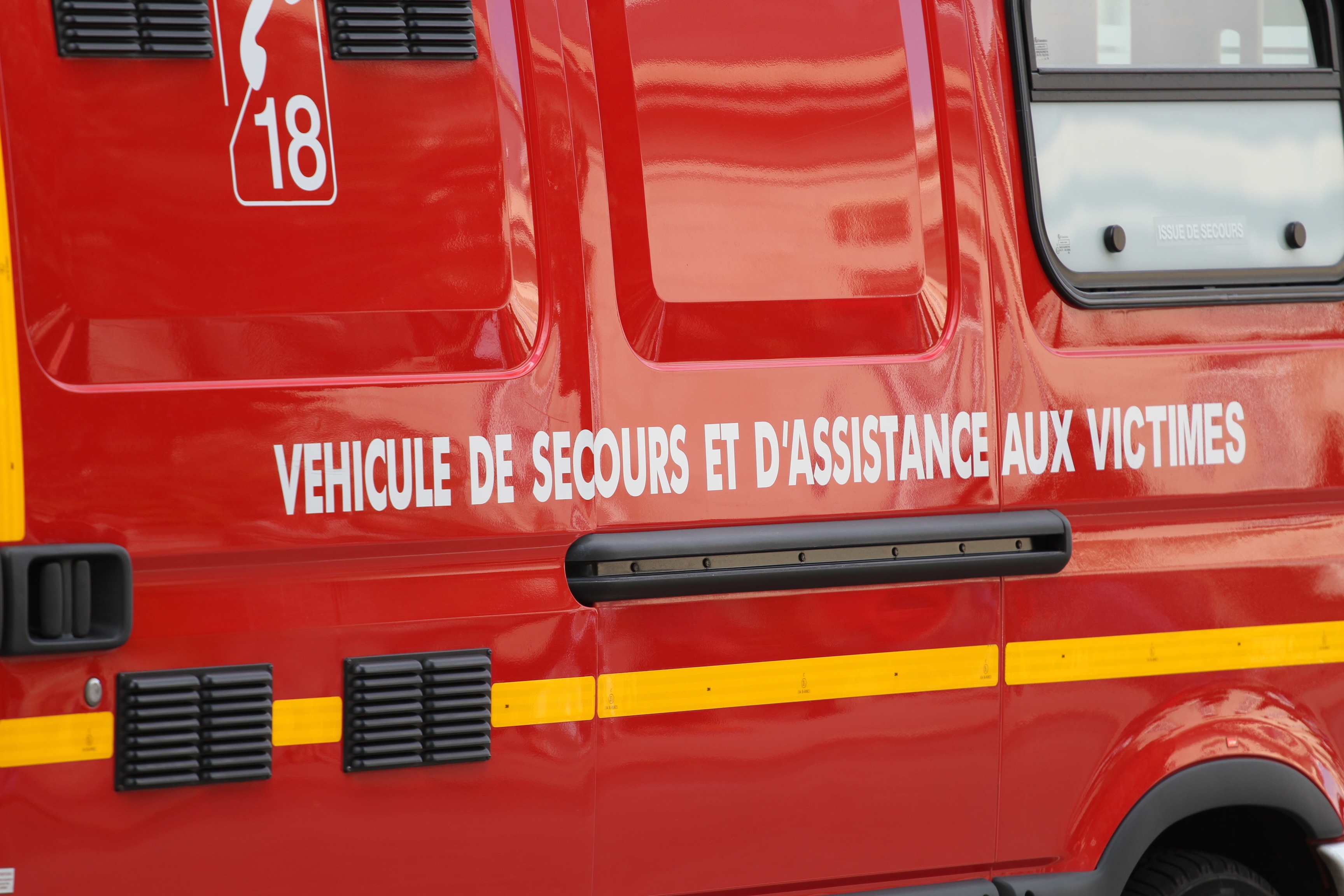 Un enfant de 3 ans retrouvé mort dans une voiture dans le Val-d'Oise, en pleine vague de chaleur