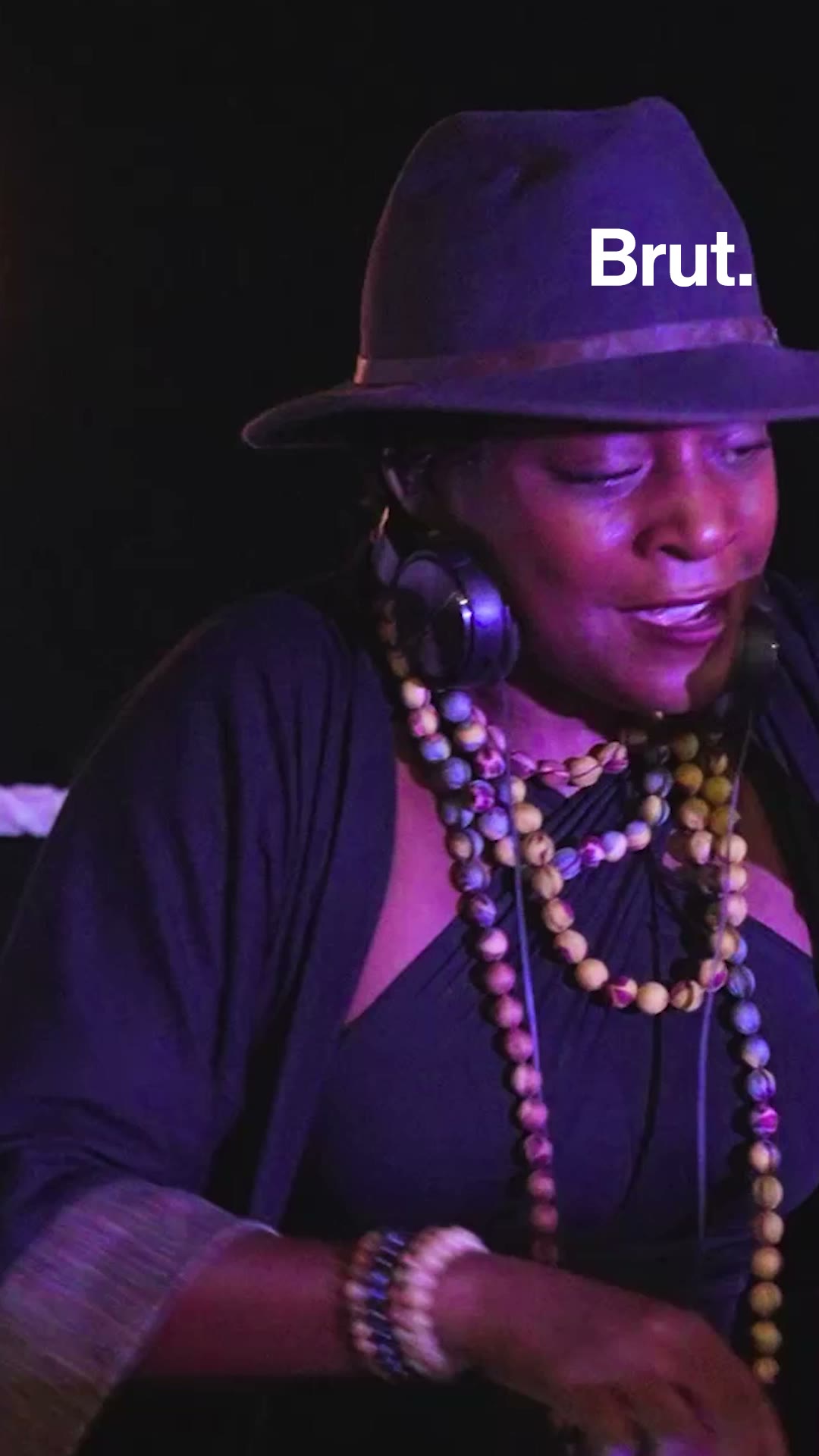 a-dakar-ces-soirees-dansantes-sont-exclusivement-reservees-aux-femmes