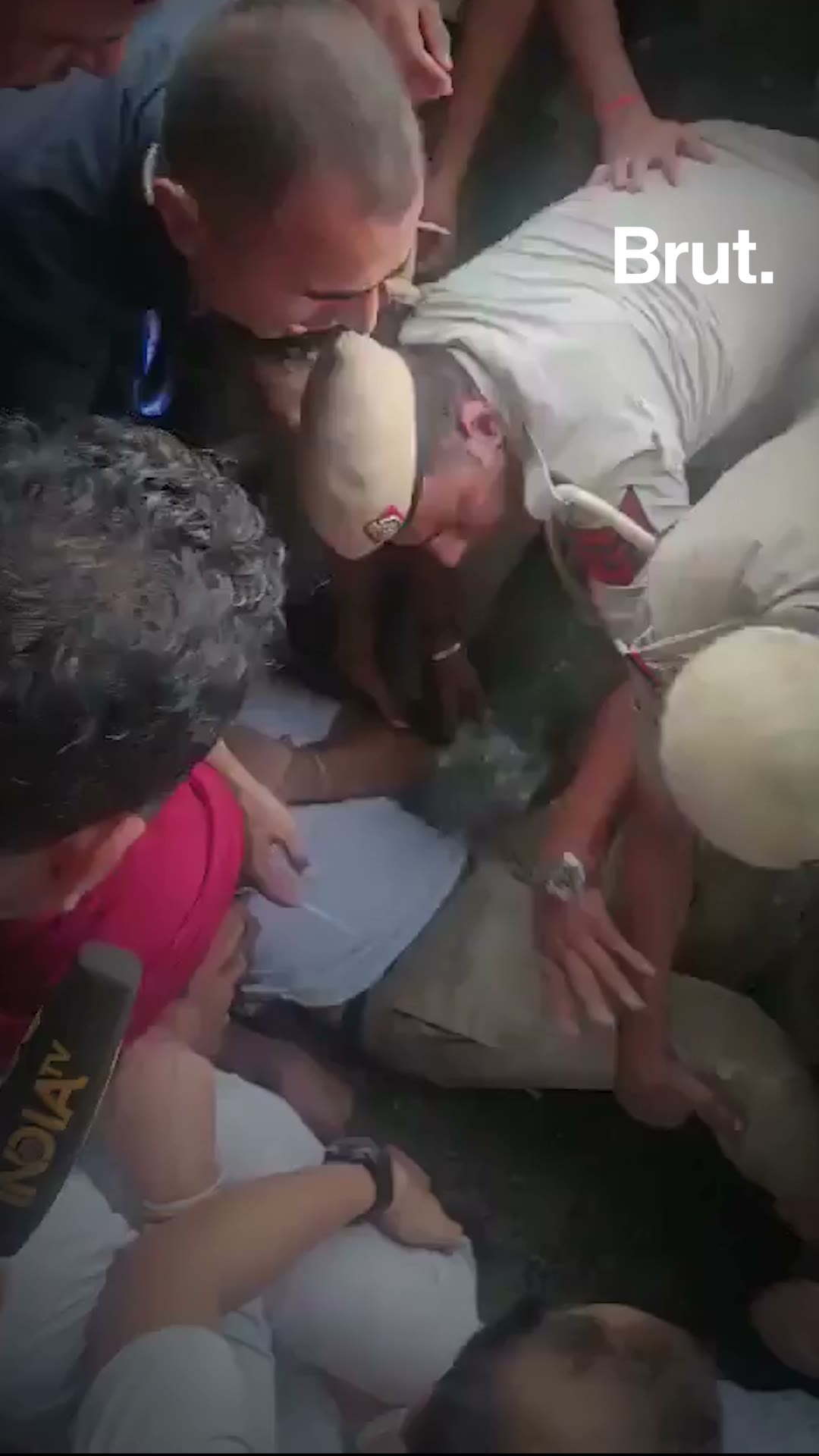 Rahul Gandhi, Kharge and Priyanka Gandhi detained during Congress protest near PM's residence