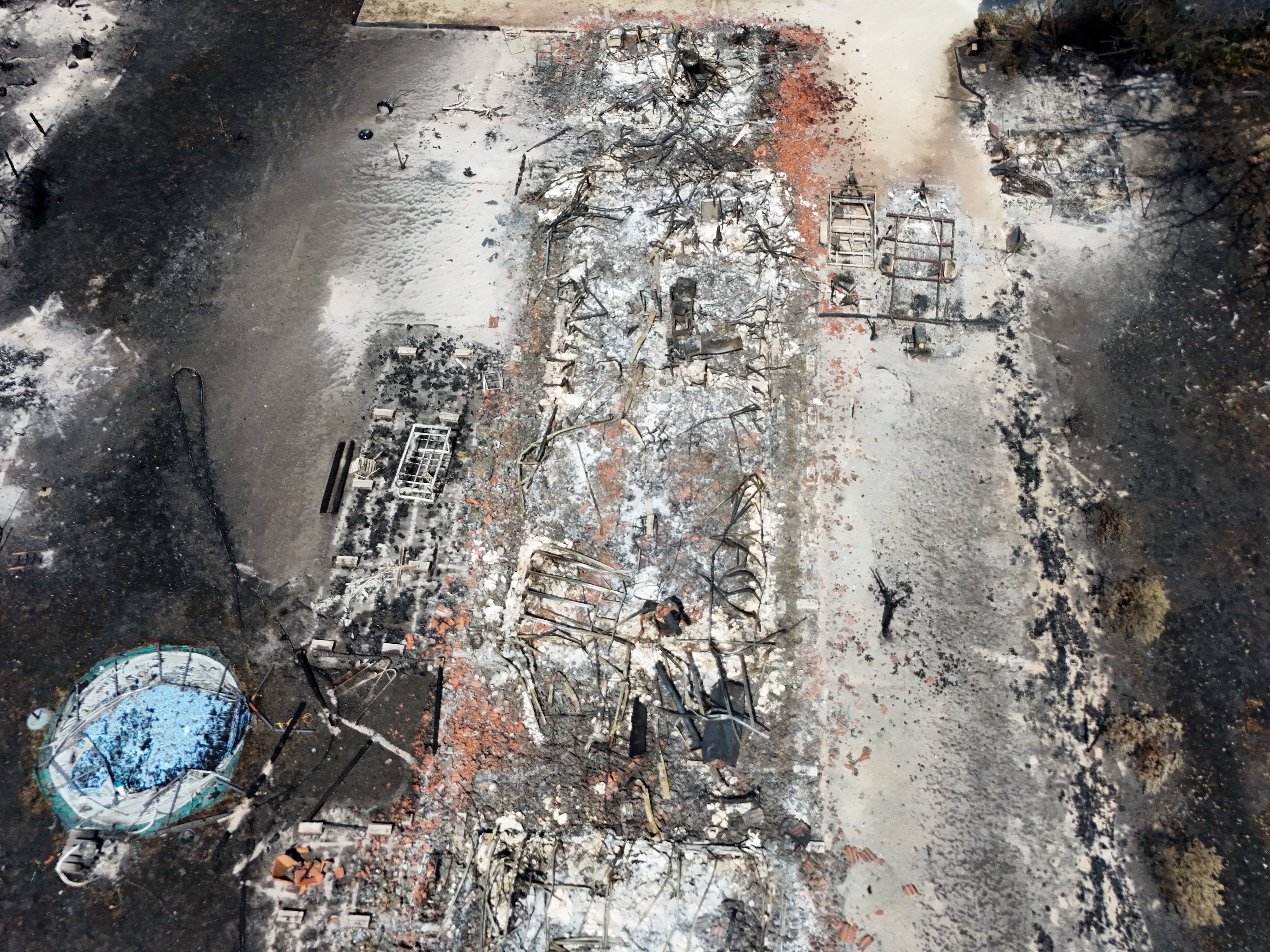 2026-07-26T122104Z_227995834_RC2OLMAUZ2C7_RTRMADP_3_EUROPE-WEATHER-FRANCE-WILDFIRE