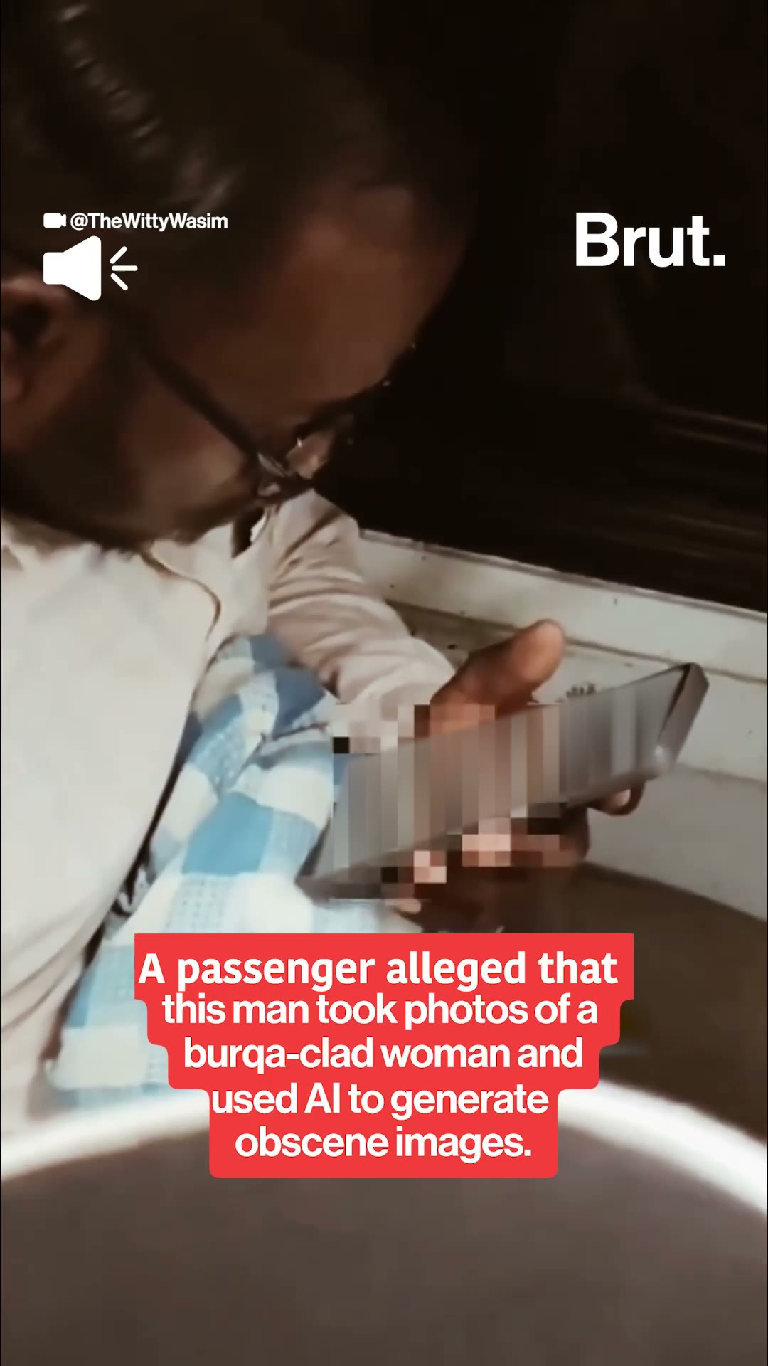 Pune Train AI Image Misuse: Passenger Detained After Allegedly Creating Obscene Images of Burqa-Clad Woman
