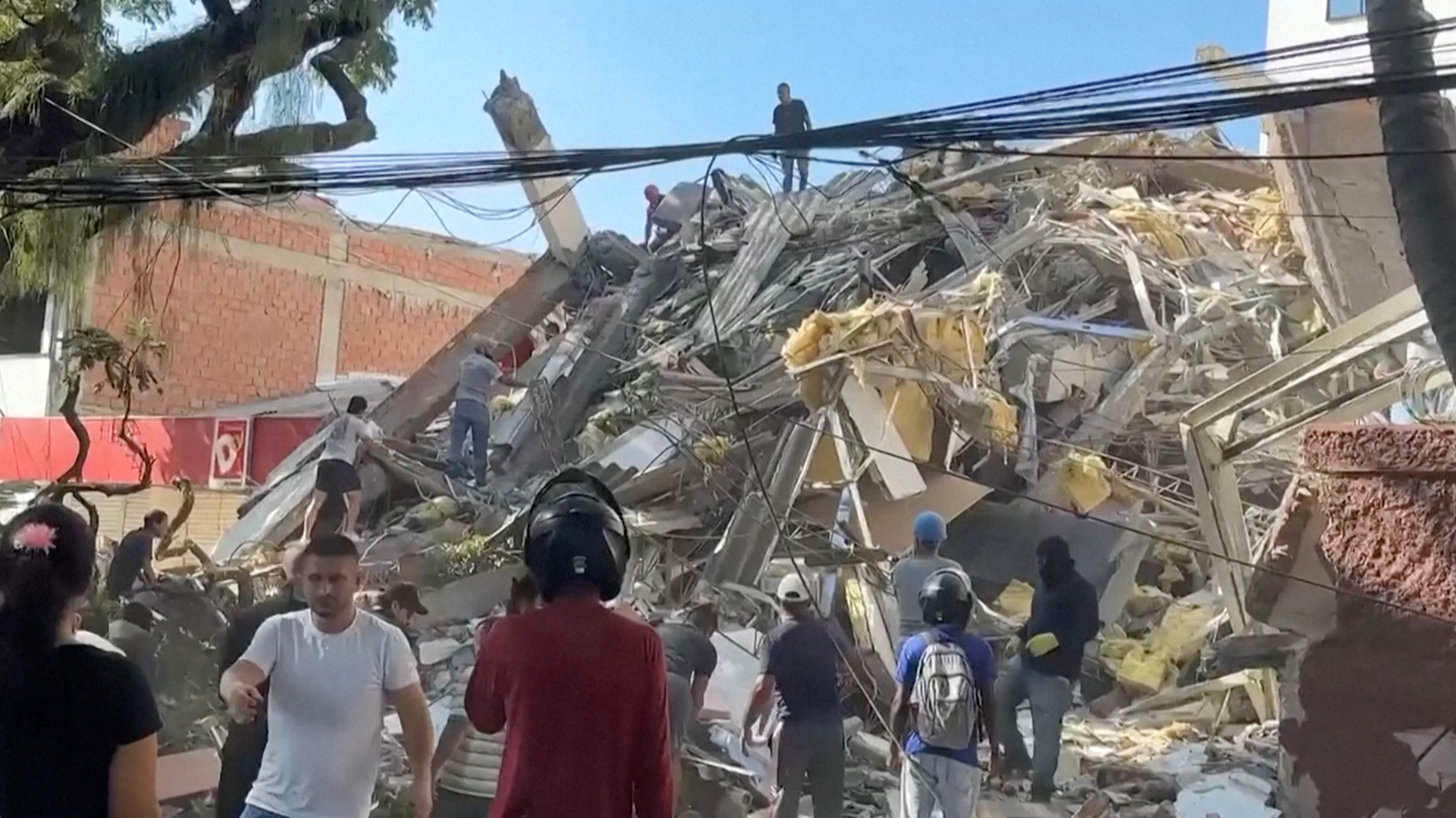 2026-08-10T150857Z_99919652_RC2RVMAKLXZU_RTRMADP_3_COLOMBIA-QUAKE