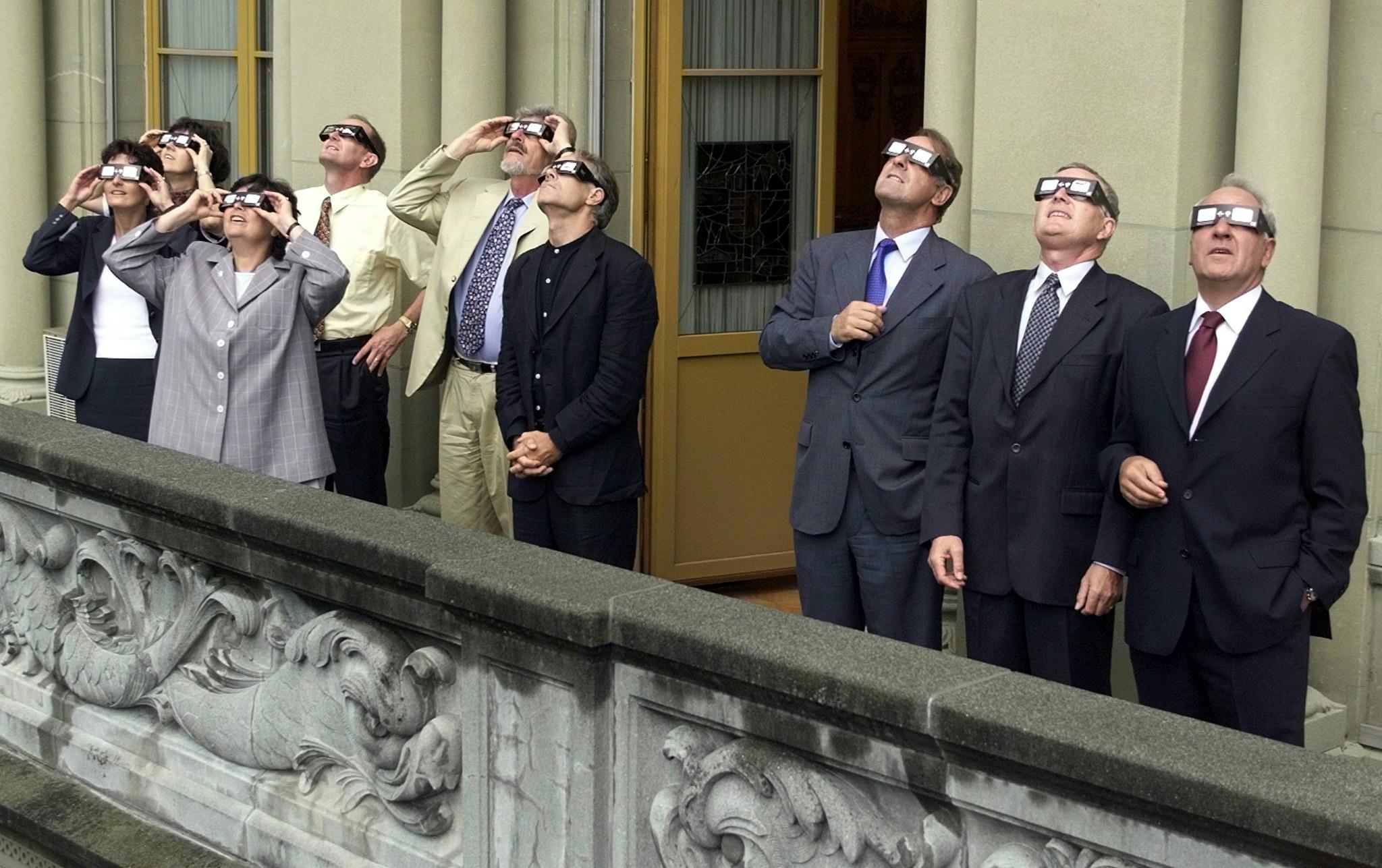 1999-08-11T000000Z_916191436_RP1DRILTALAA_RTRMADP_3_SWISS-ECLIPSE