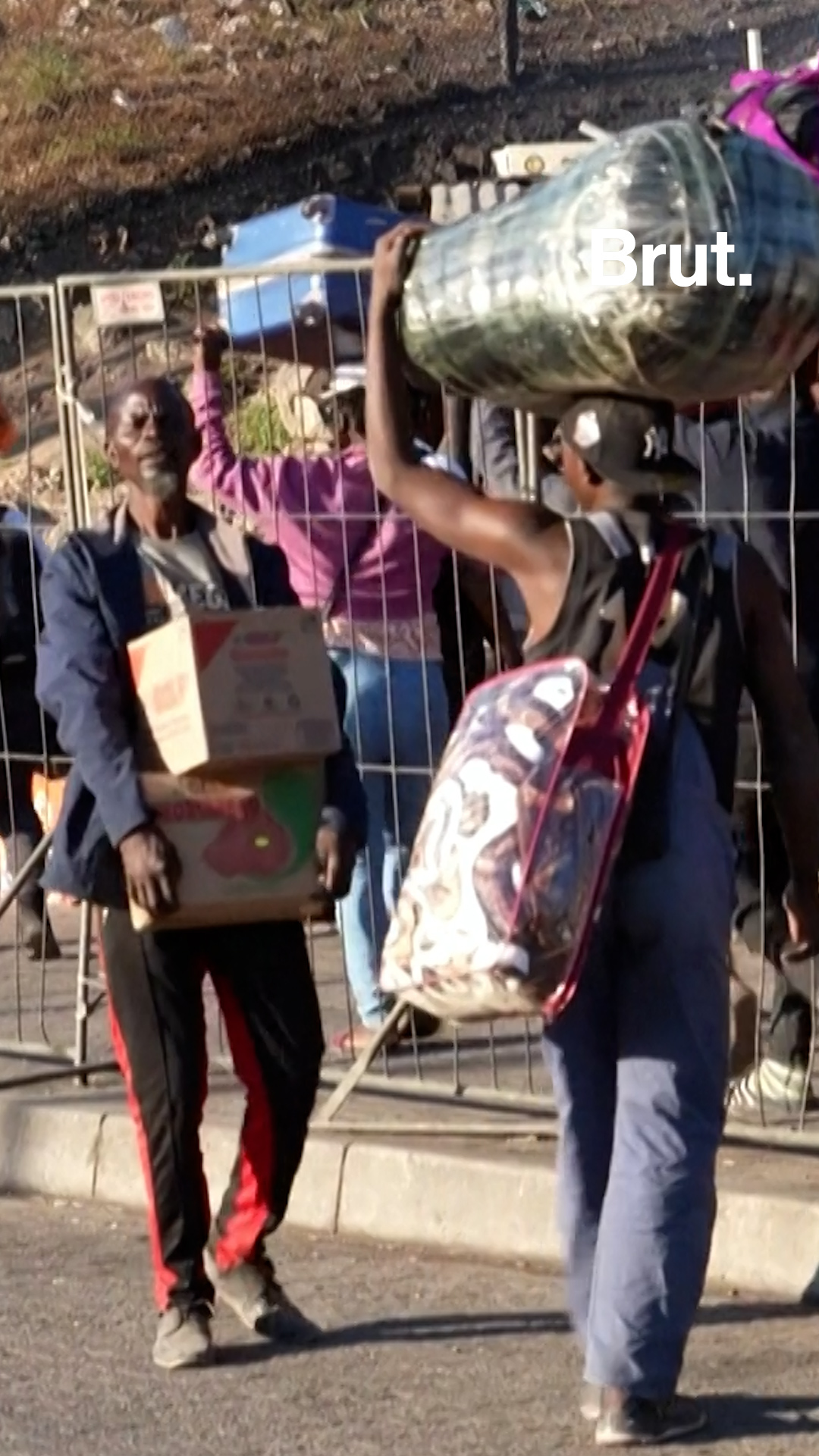 l-afrique-du-sud-reclame-le-remboursement-des-frais-pour-80-000-migrants-expulses