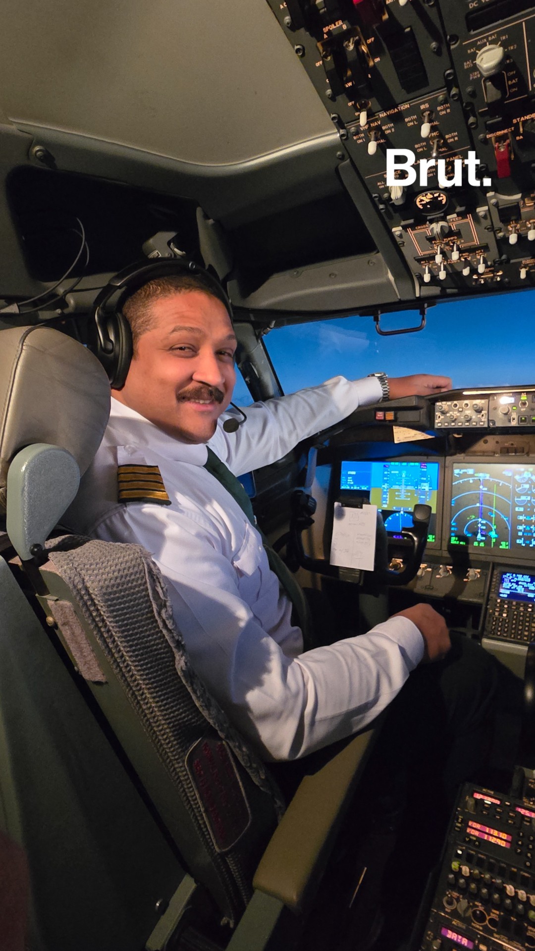 a-la-rencontre-de-habib-aboukhedoud-pilote-et-passionne-d-aviation