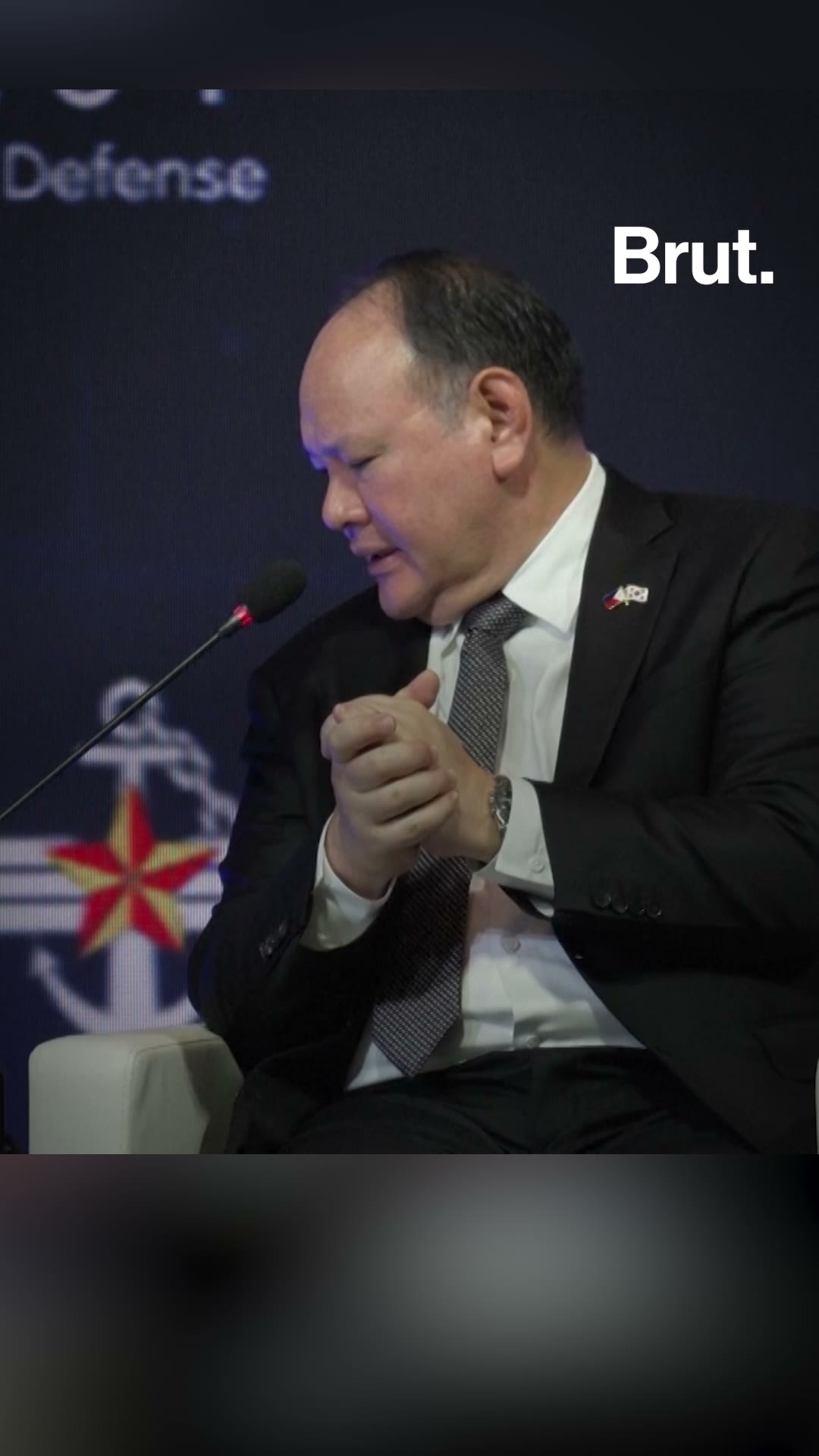 Philippines Defence Chief Gilberto Teodoro Reads China Note At Seoul Defence Dialogue
