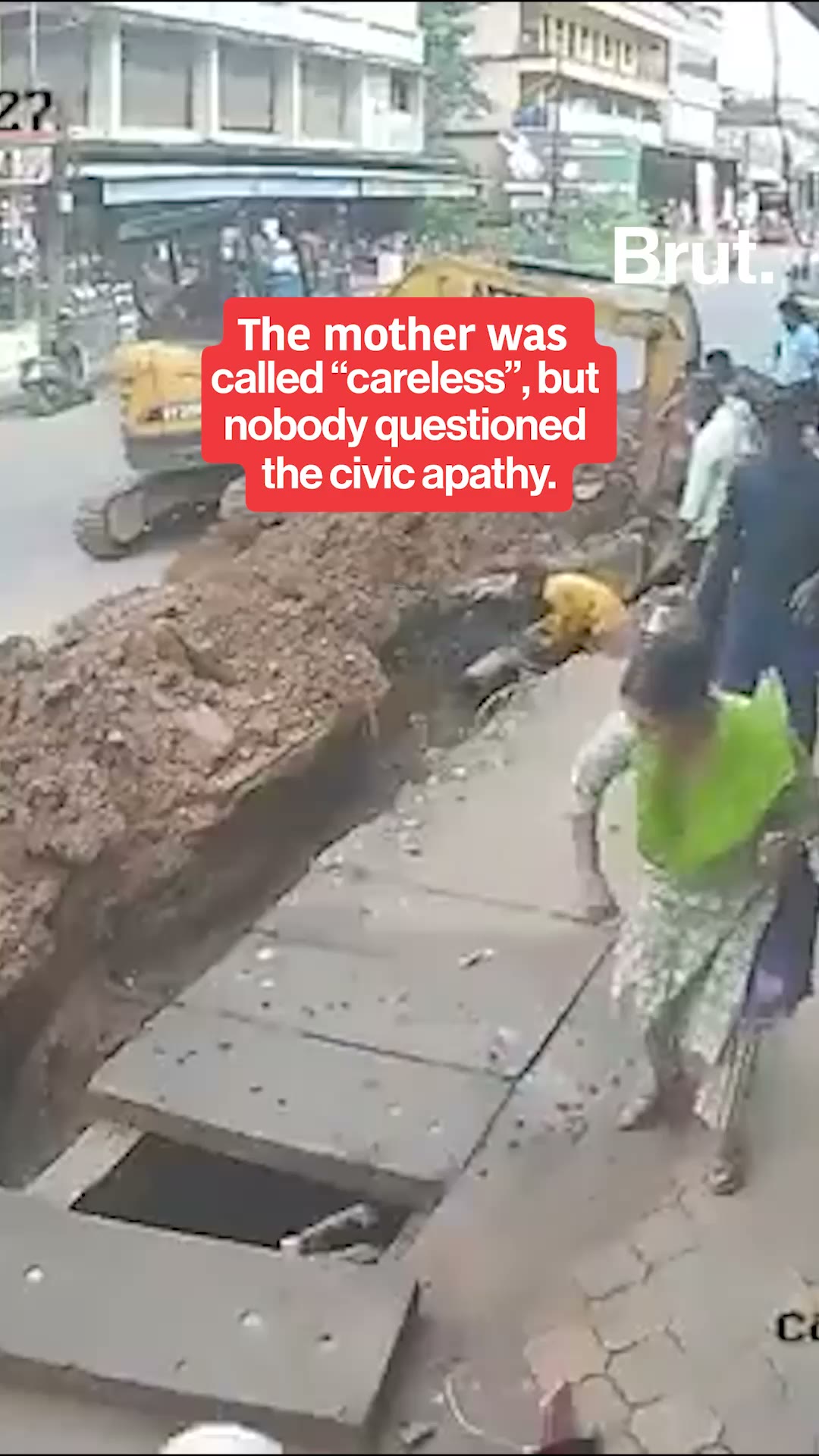 child-falls-in-open-drain-and-escapes-without-injuries