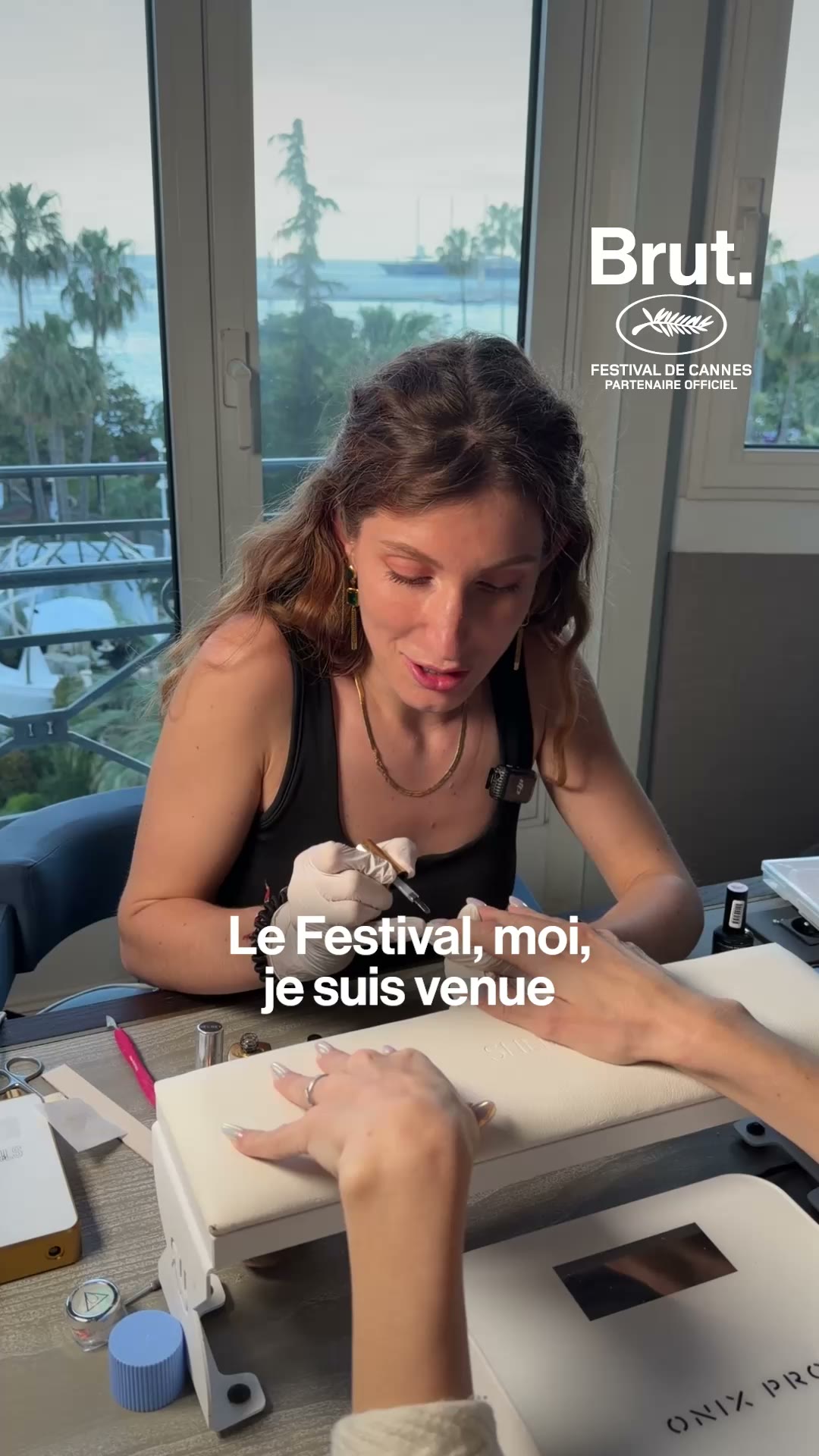 alice-alacoque-nail-artist-nous-devoile-ses-techniques-au-festival-de-cannes
