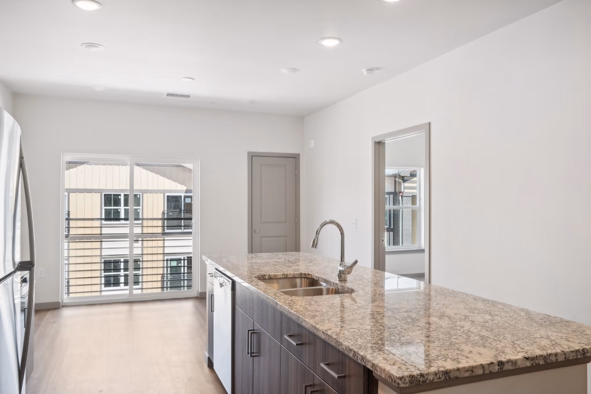 Bonsai Apartments Kitchen