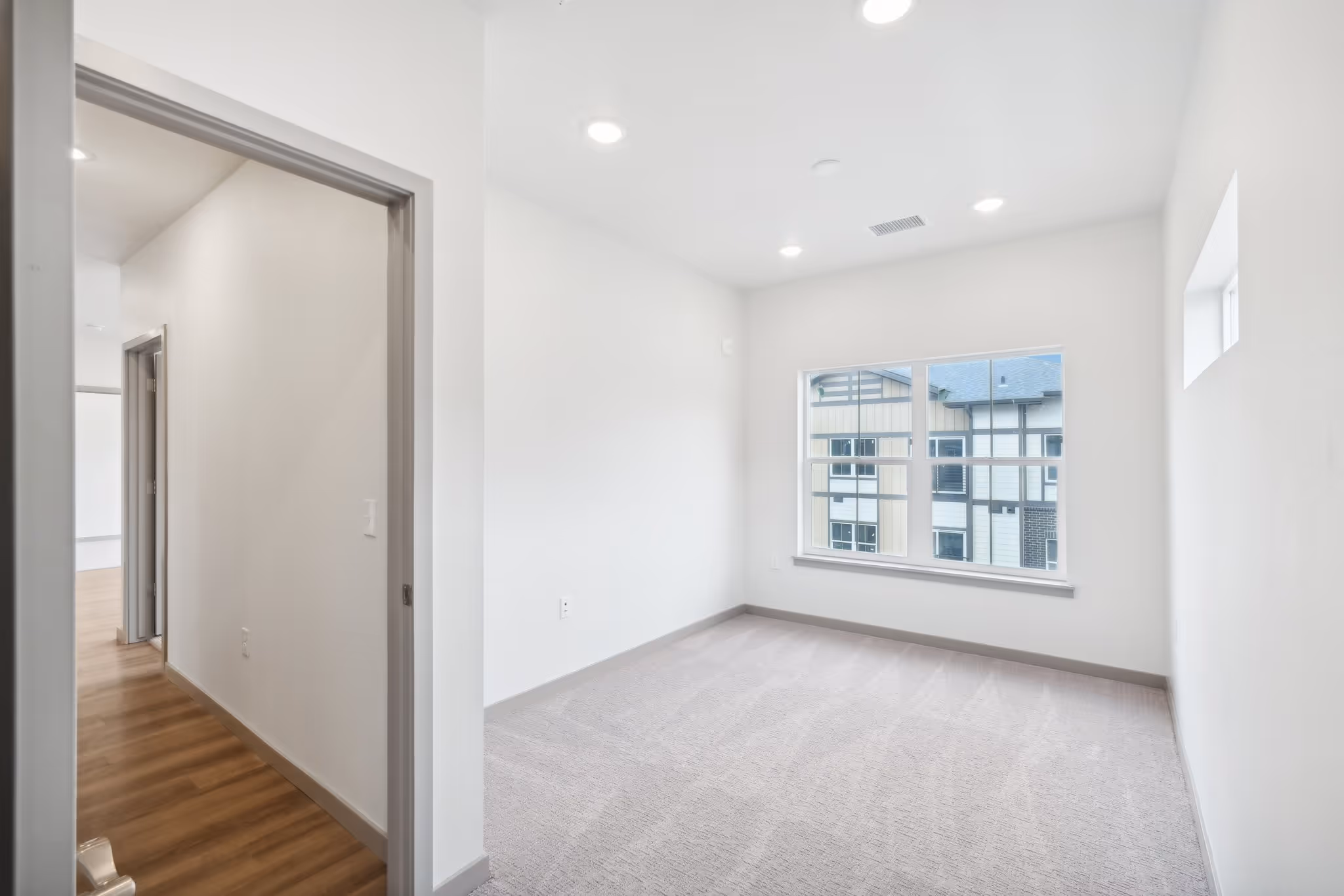 Bonsai Apartments Bedroom