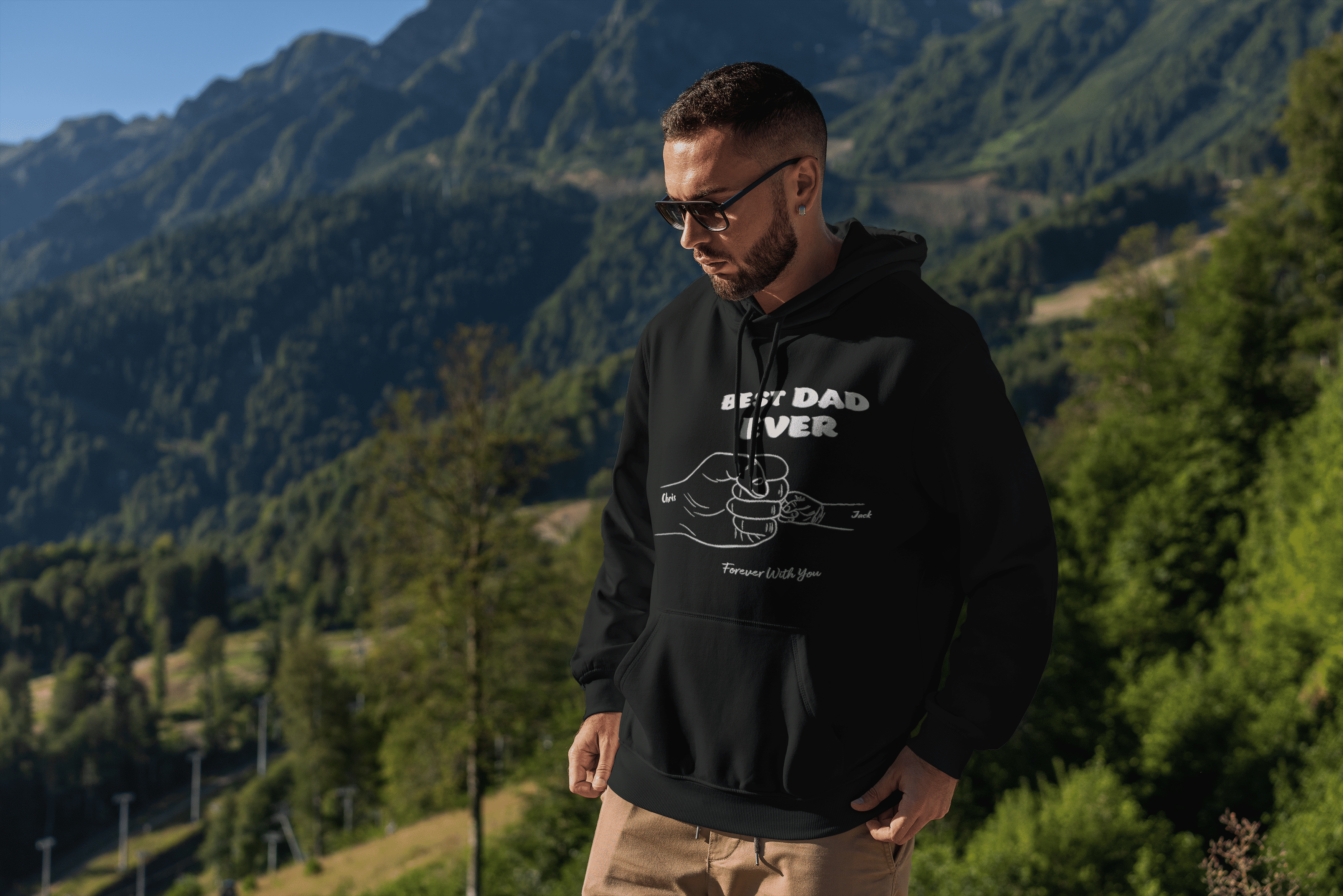 Customizable hoodie with Merchize and Customily