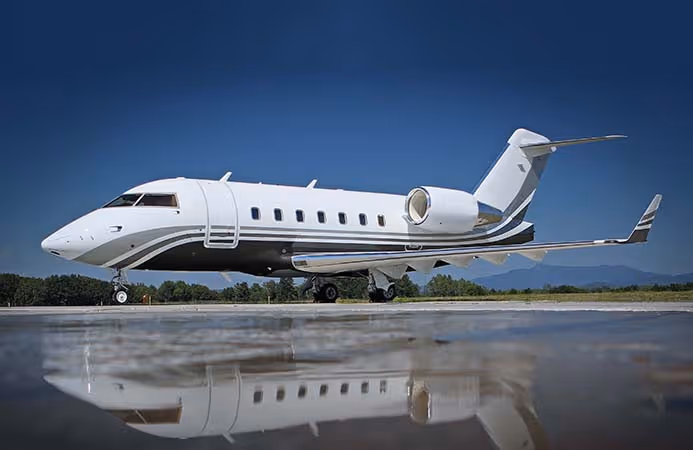 Bombardier Challenger 604