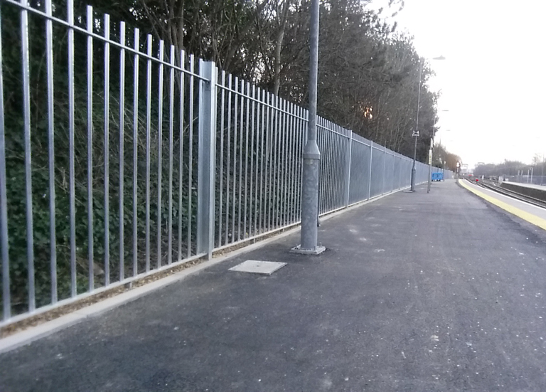 Cercas tubulares para parques industriales: seguridad, orden y durabilidad