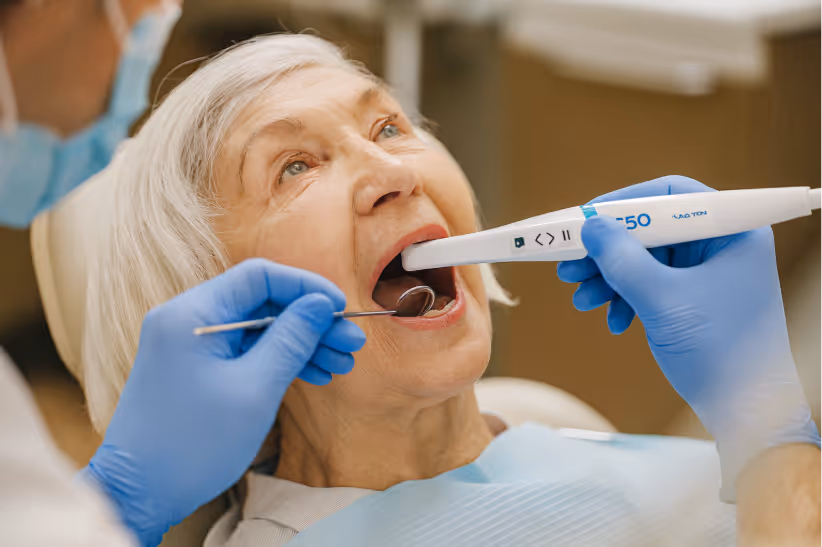 Une image contenant personne, Équipement médical, soins de santé, médicalLe contenu généré par l’IA peut être incorrect.