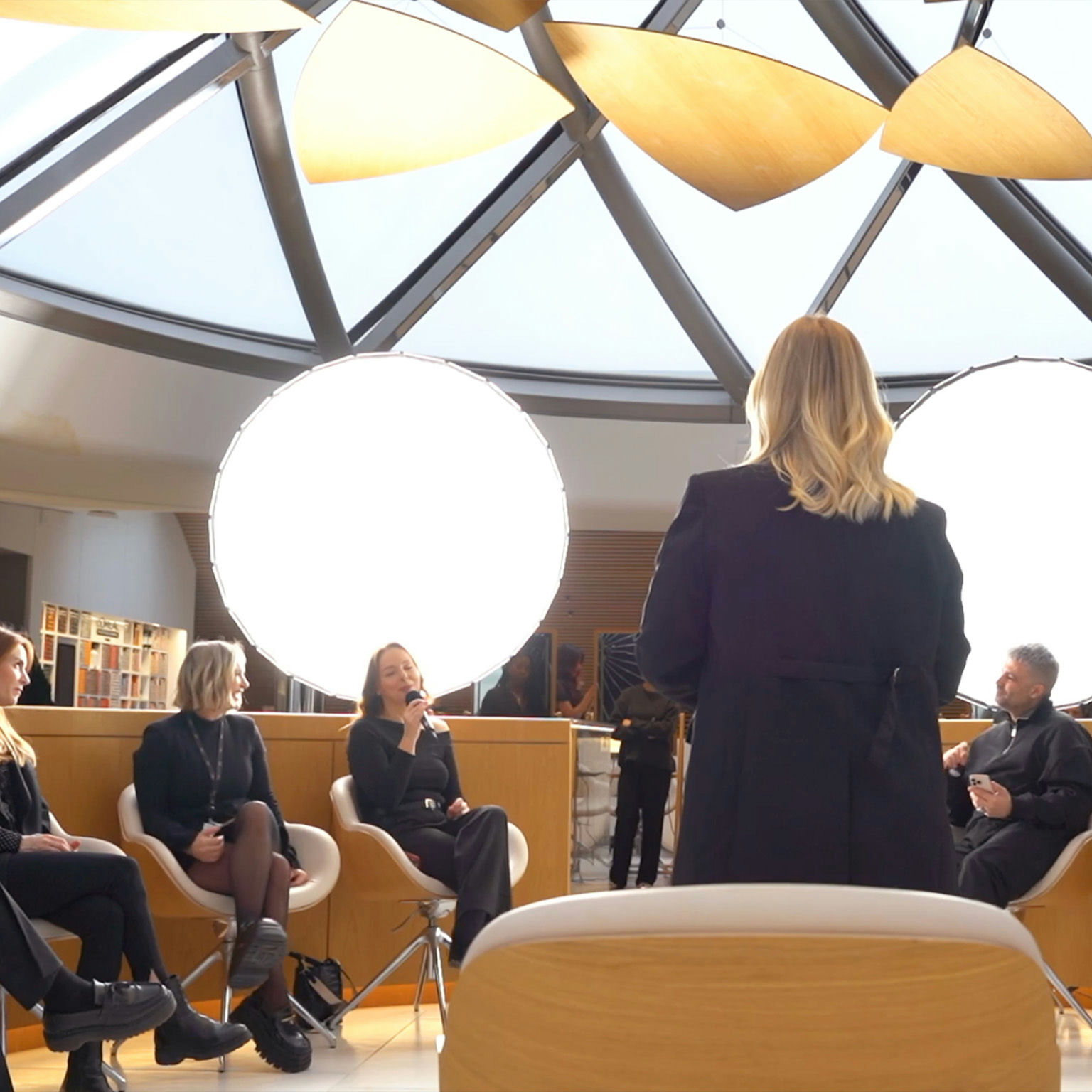 Régie de diffusion live, coordination technique avec le partenaire streaming Bambooser.