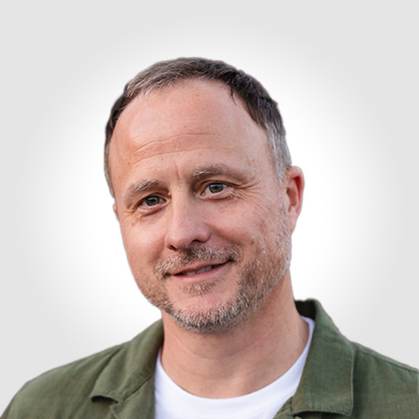 Lawmatics, the leading growth platform for law firms, is delighted to announce the appointment of Krijn van der Raadt as its new chief technology officer. With over two decades of experience in software engineering and product development, van der Raadt brings a proven track record of scaling high-growth technology organizations and driving innovation in SaaS environments. 