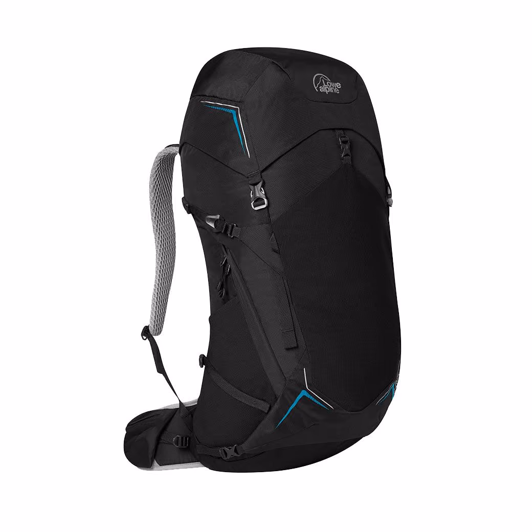 Lowe Alpine Airzone Trek 35 ryggsäck i svart med ventilerad ryggpanel