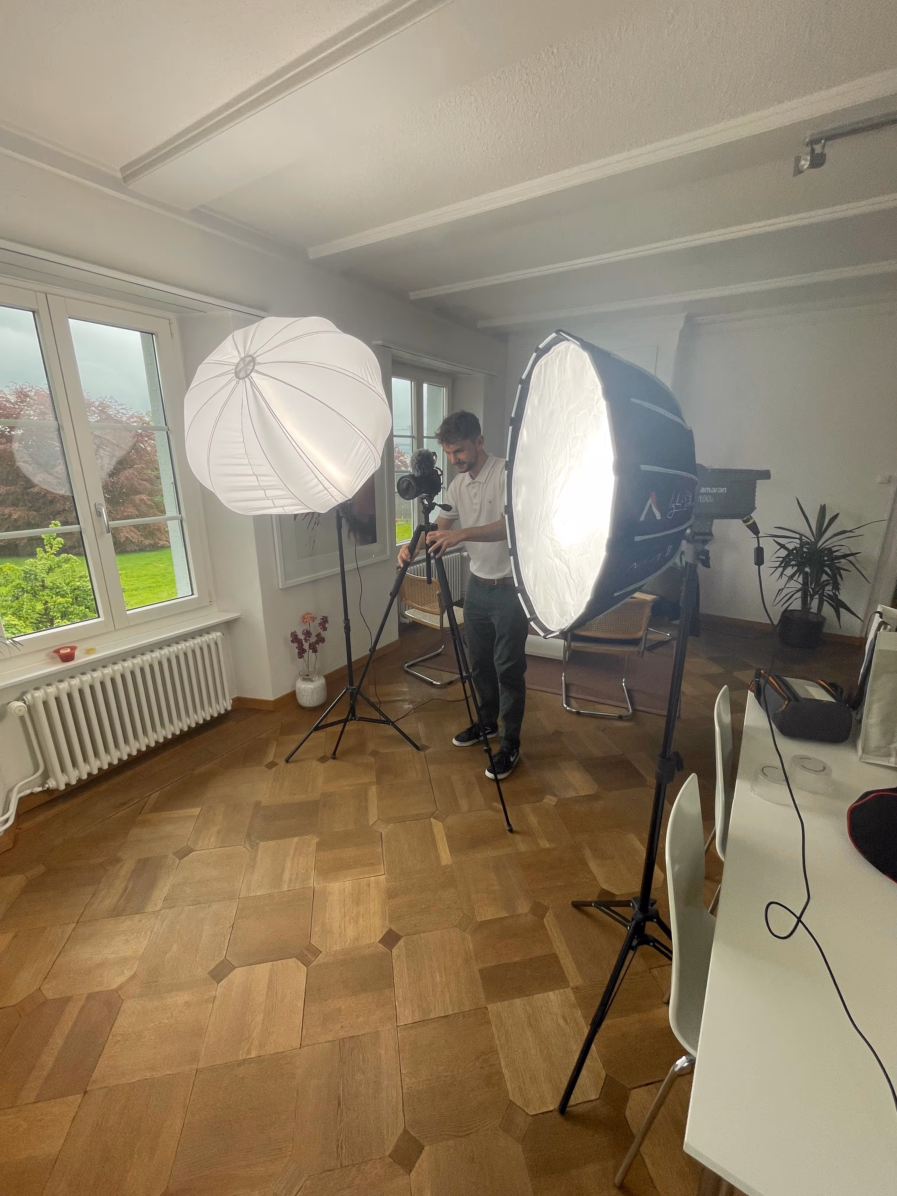 Erfolgsgeschichten und Beispiele von KI-Workshops, Präsentationen, KI-Avataren und vielem mehr.