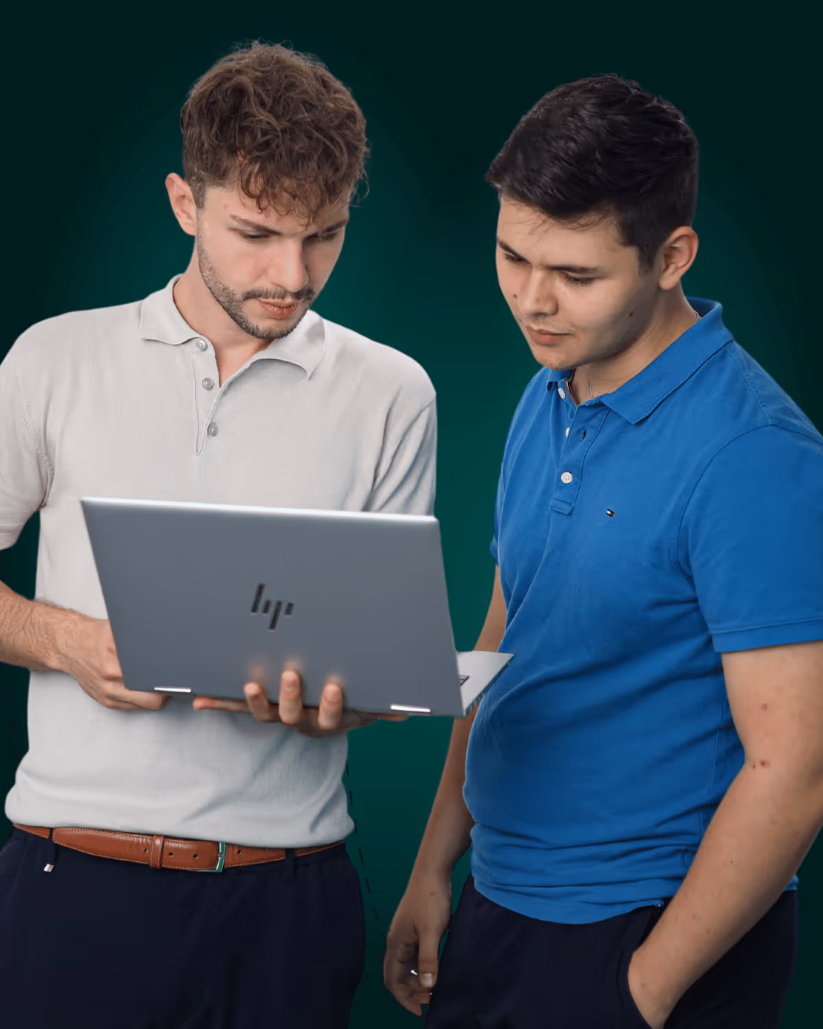 Erfolgsgeschichten und Beispiele von KI-Workshops, Präsentationen, KI-Avataren und vielem mehr.