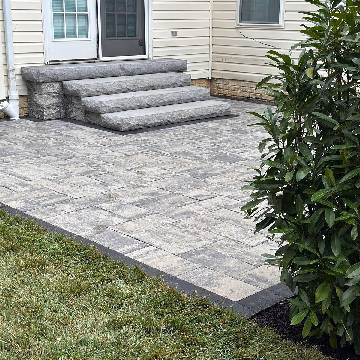 Backyard patio hardscaping near me for outdoor entertainment