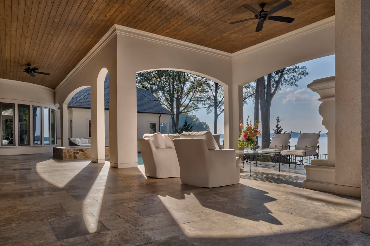 Patio home decor on Lake Norman