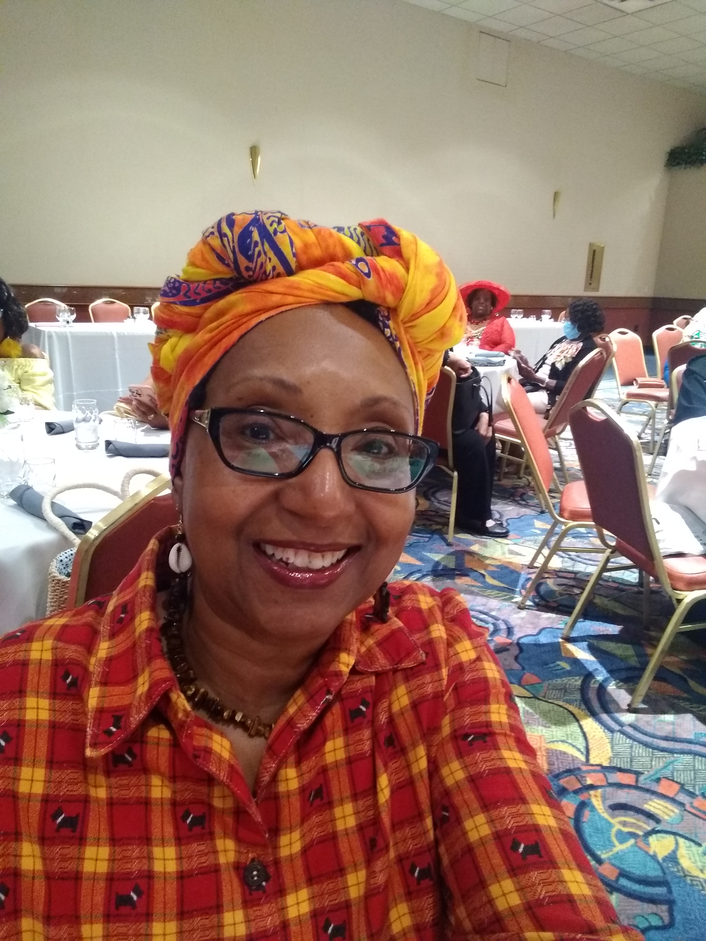 Sarah's Inn July 2023 Voaunteer of the Month Darcheville