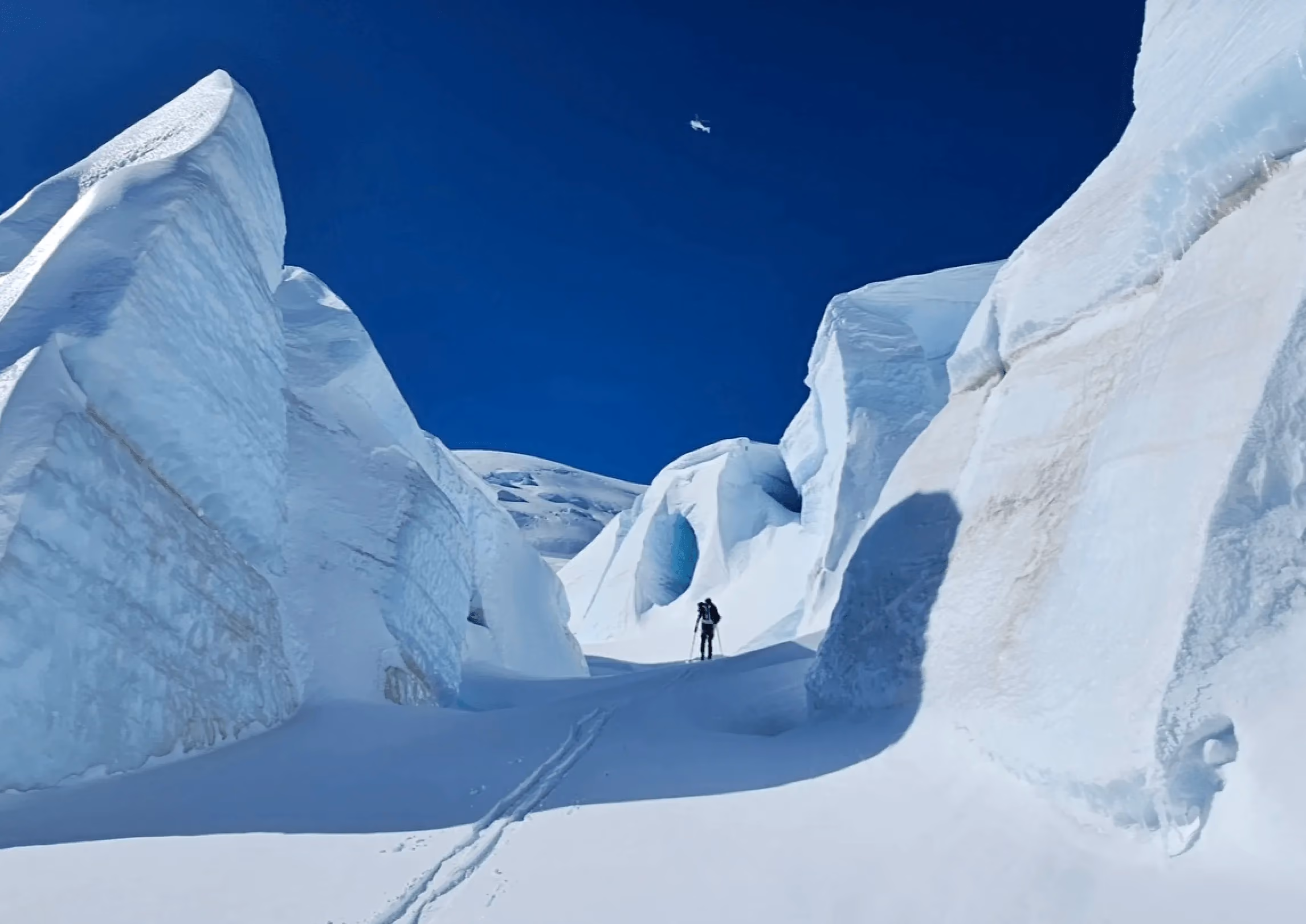 Women's 5-Day Glacier Ski Touring/ Splitboarding Trip