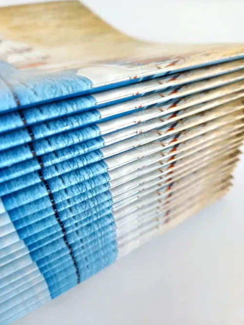 Broschüre mit Rückendrahtheftung, gedruckt auf matten Bilderdruckpapier