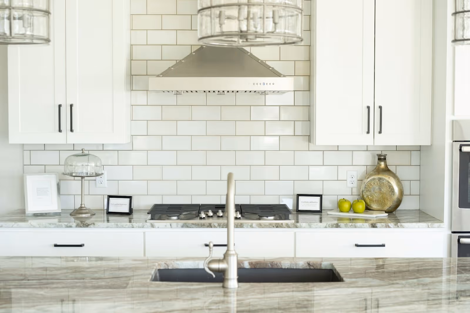 White kitchen with subway tile backsplash