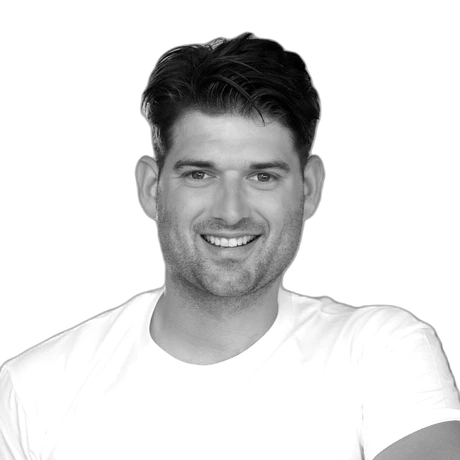 Sebastian Kuhnhardt, CEO & Co-Founder bei happyhotel