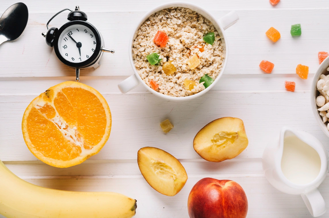 Intermittent Fasting for Women: Benefits, Hormonal Risks & Who Should Avoid It