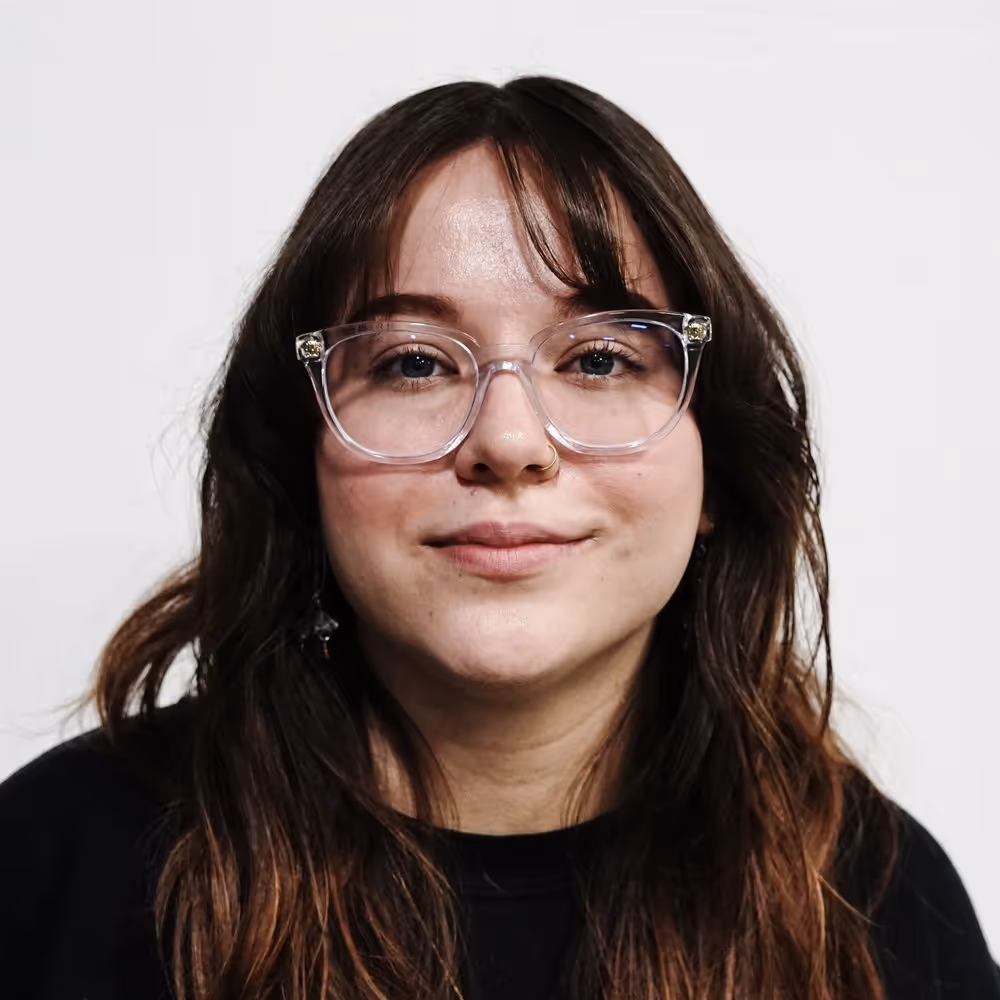 Headshot of Marissa, An Apparel Graphics  Client Success Coordinator 