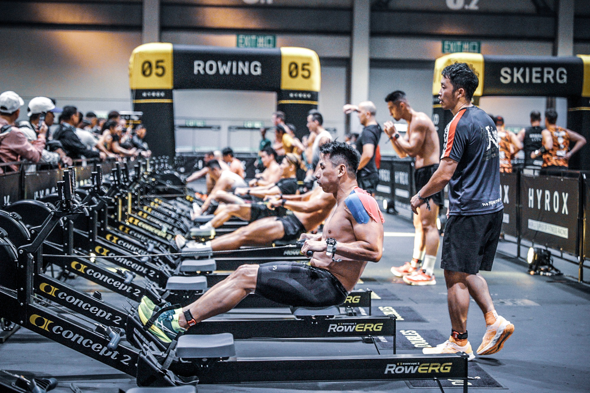 How CrossFit Can Help You Train for a HYROX Race