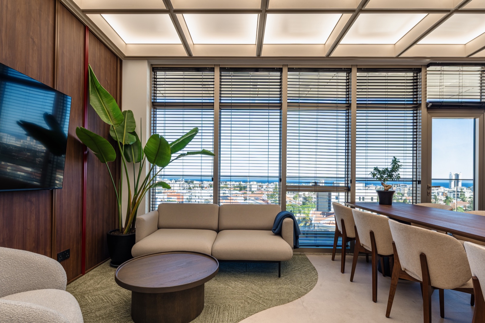 lounge with sea view