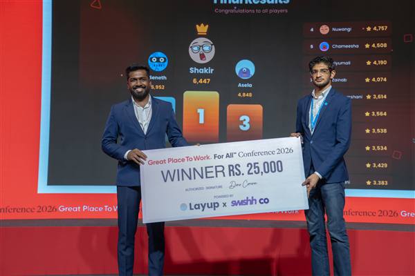 GPTW Conference speaker on stage