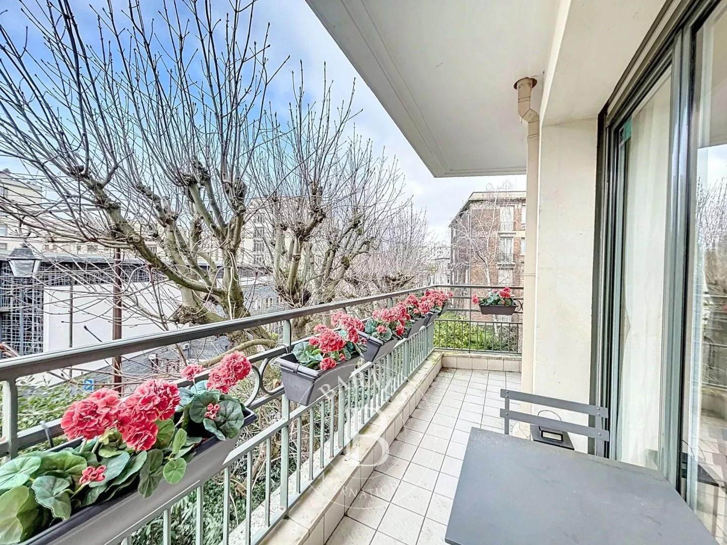 Le service location de la Maison BARNES vous propose ce bien :