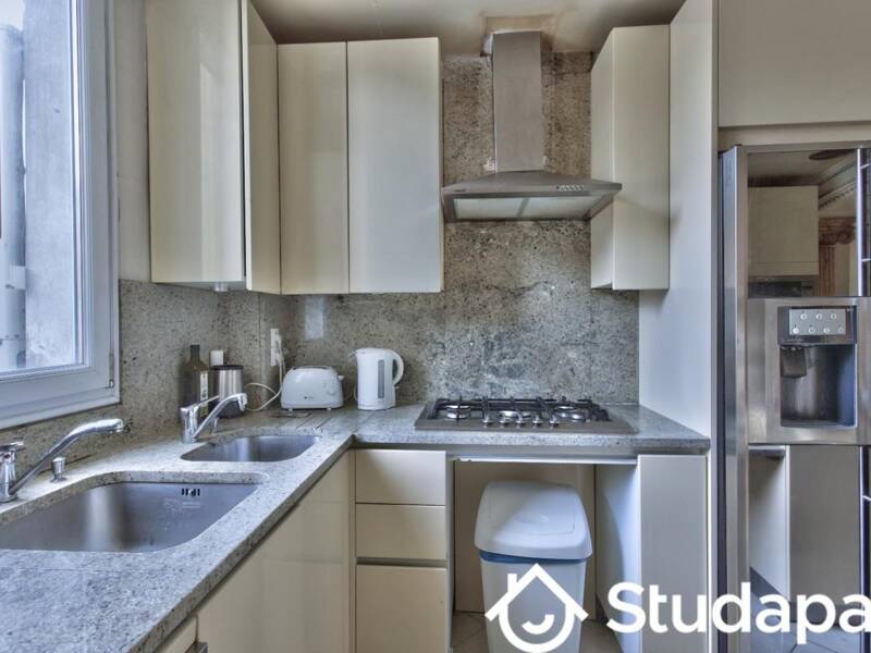 Location appartement de 10m2 à PARIS 19