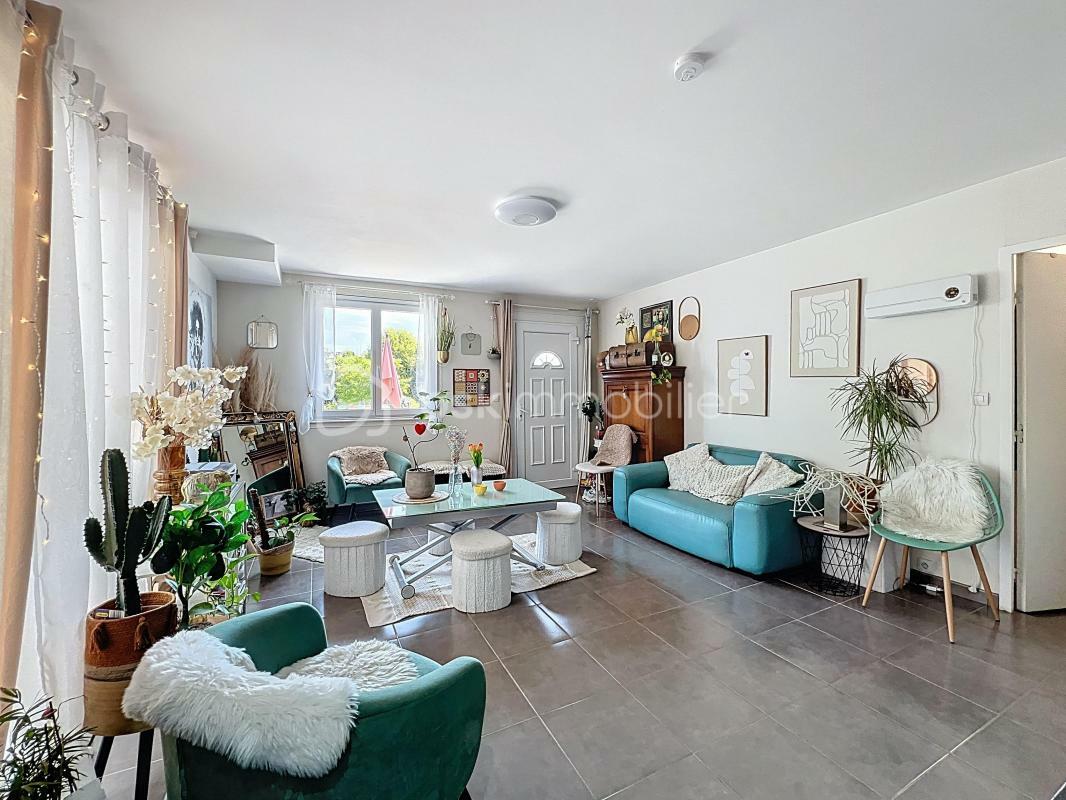 IN VENDITA – Casa familiare senza vis-à-vis con giardino e potenziale piscina – Saint-Germain-lès-Corbeil – Settore degli Squares