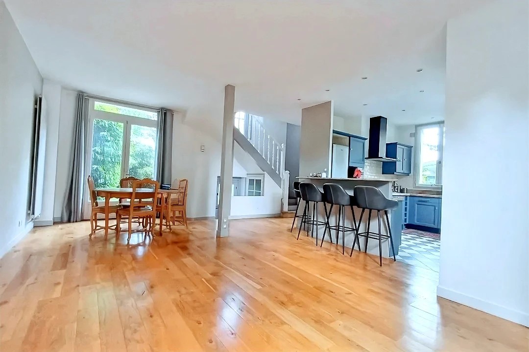 Vendita casa di 140 mq a MONTMORENCY