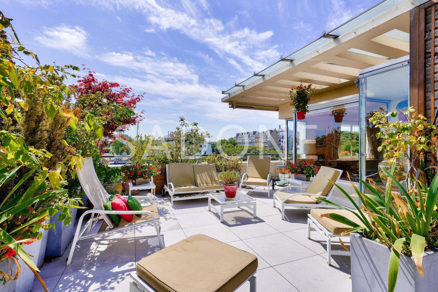 Neuilly Saussaye Appartement 2/3 chambres - Dernier étage - Terrasse de plain-pied