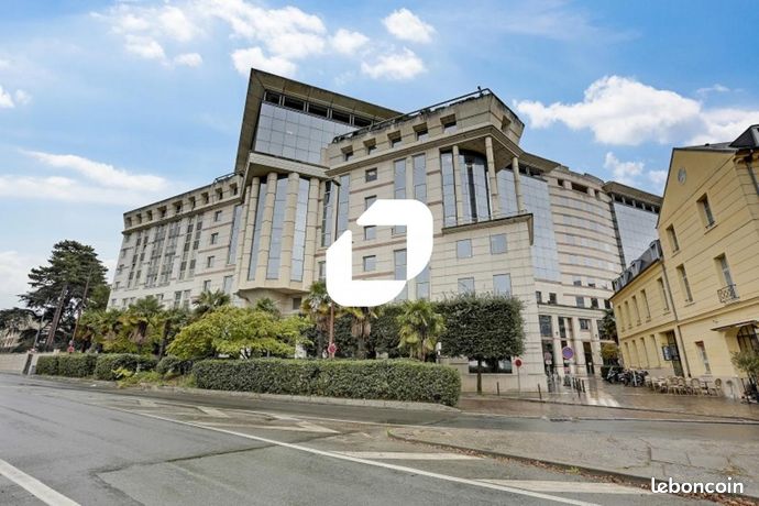 Office space for rent in SEVRES
