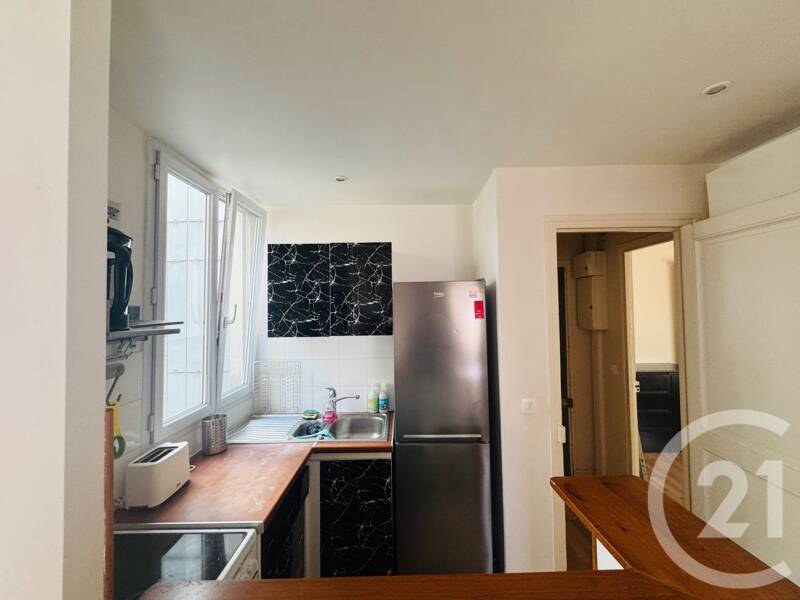 Location appartement de 50m2 à PARIS 8