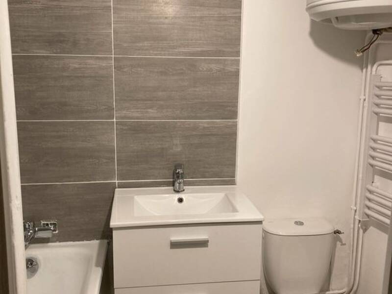 Location appartement de 16m2 à PARIS 20